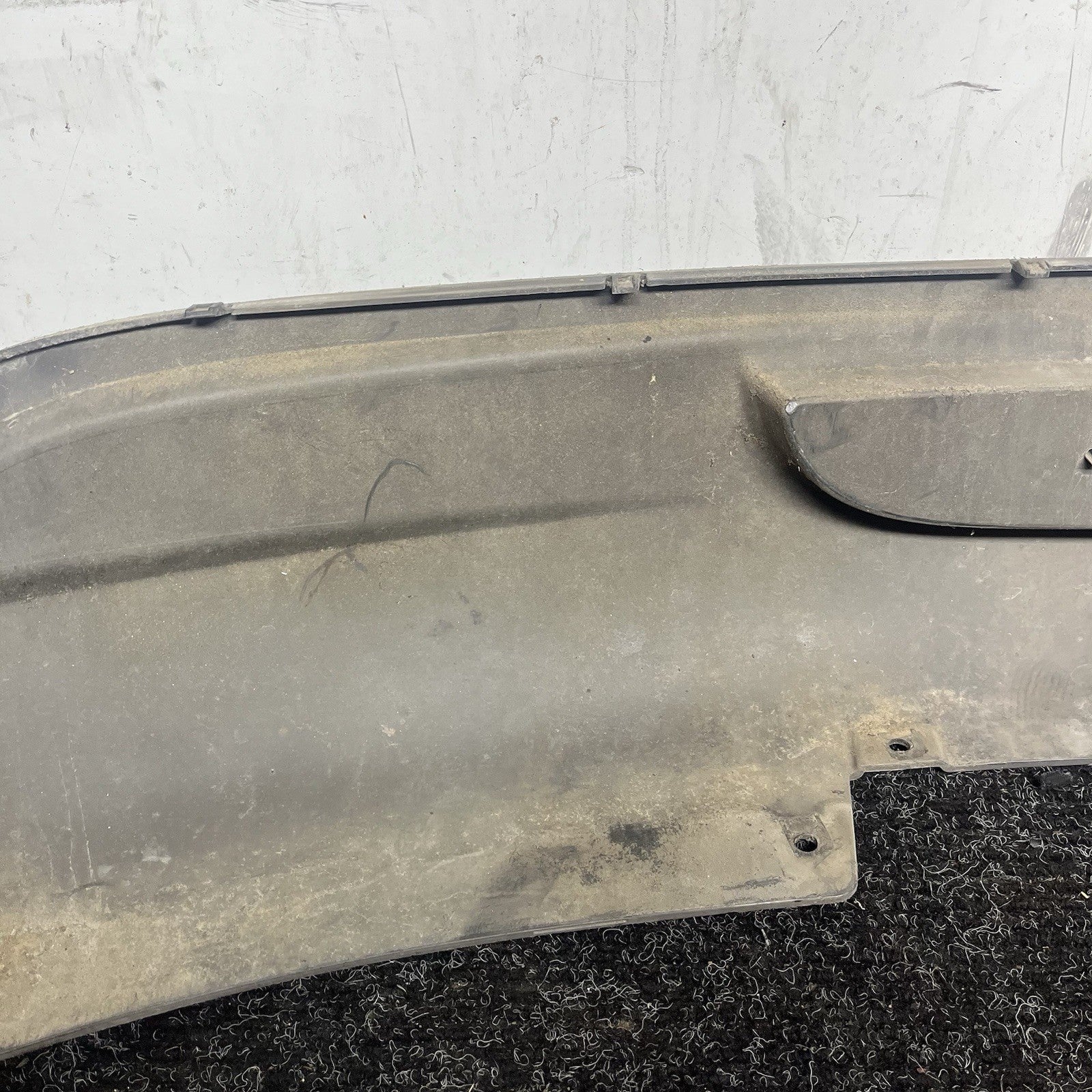 ☑️ 2008-13 BMW E82 E88 128I 135I M-SPORT REAR BUMPER DIFFUSER COVER OEM 8045506
