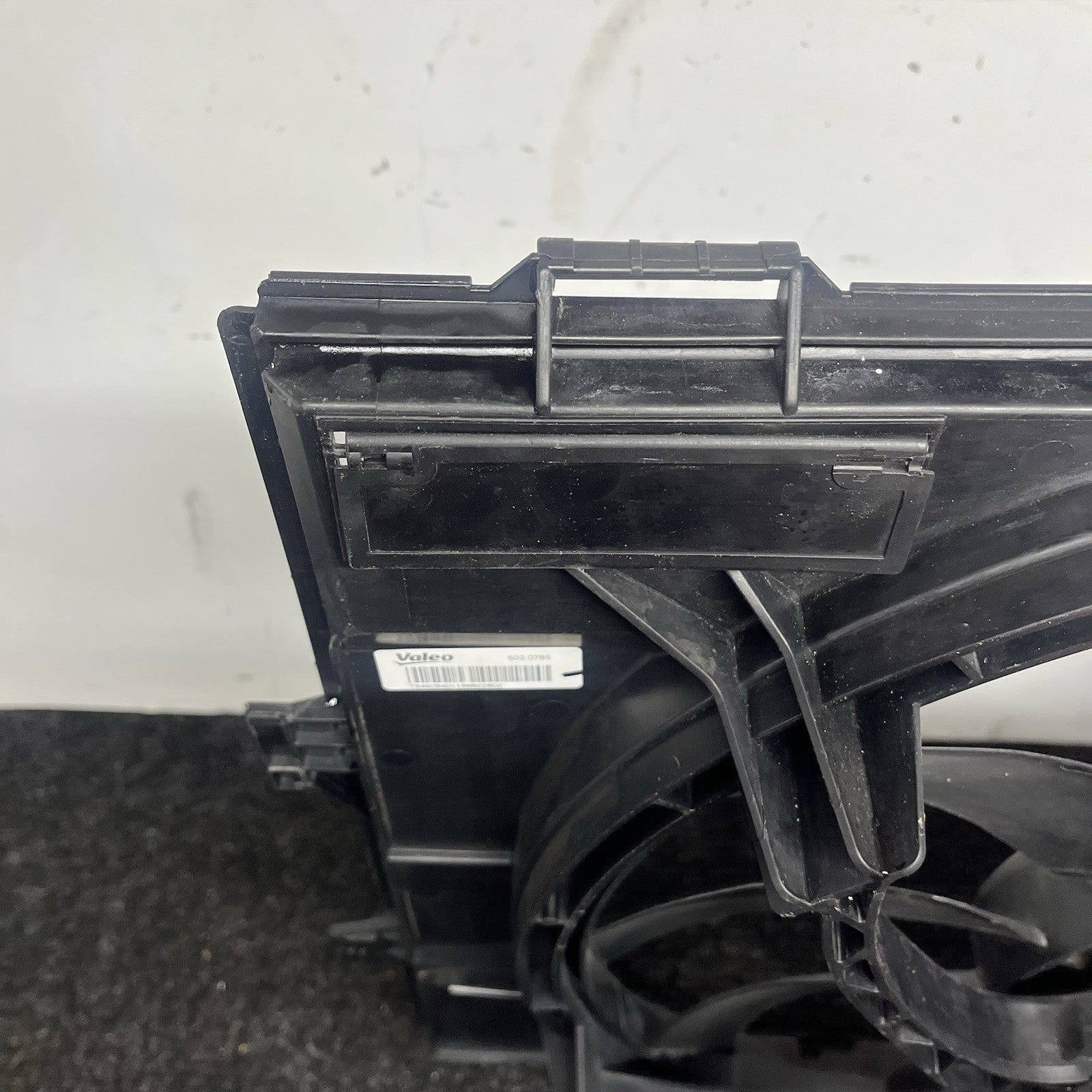 ☑️ OEM BMW F22 F30 F32 F36 Engine B46 B58 Radiator Cooling Auxiliary Fan DAMAGED