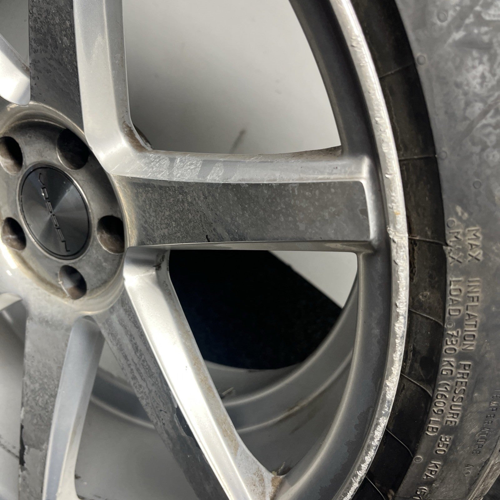 ☑️ ONE Vossen CV3 Silver Wheel W/TIRE & Cap 20x10.5 et30 5x112