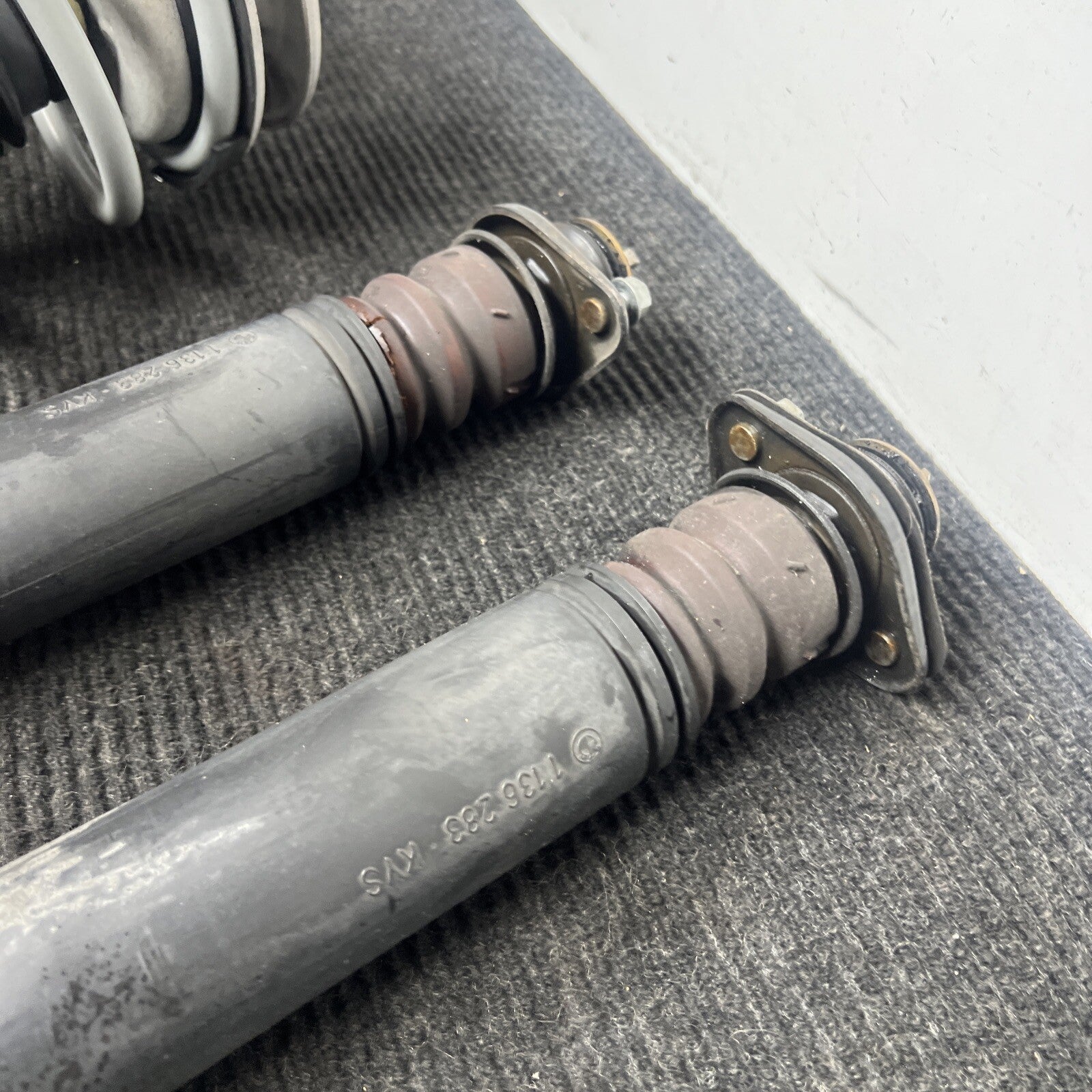 ☑️ BMW 323 328 330  2000-2006 Pair Front Monroe Quick Struts W/KYB Rear Shocks