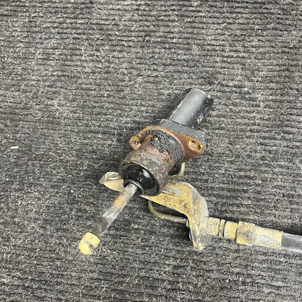☑️ 96-02 BMW Z3 328I Manual Clutch Slave Cylinder Hydraulic ZF Transmission OEM