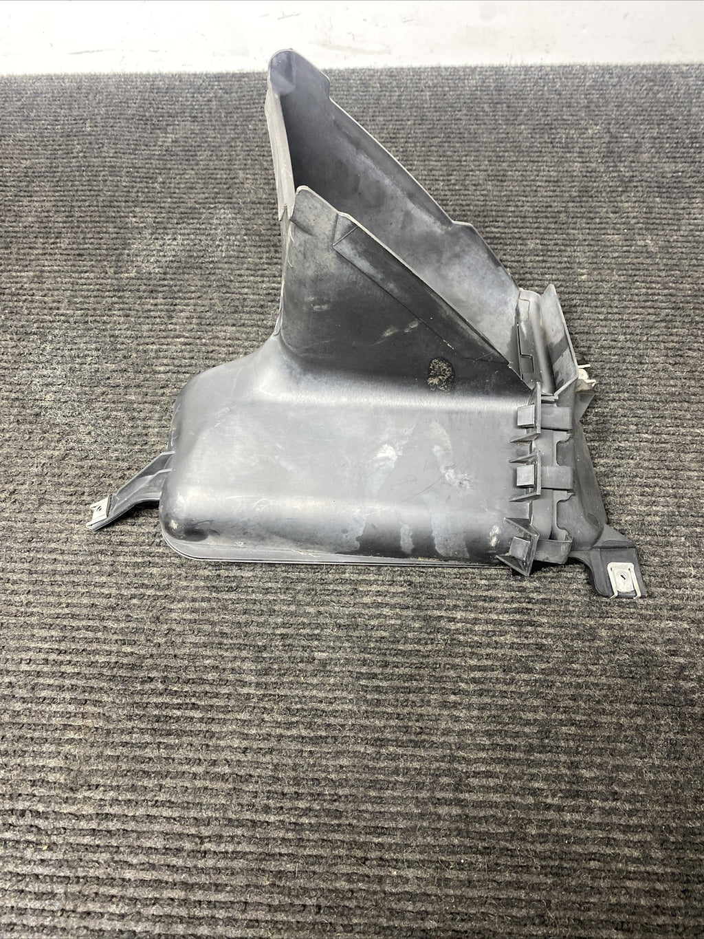 ☑️ 08-13 BMW E82 E88 N54 N55 MSPORT Front Right Passenger Air Duct Brake Vent