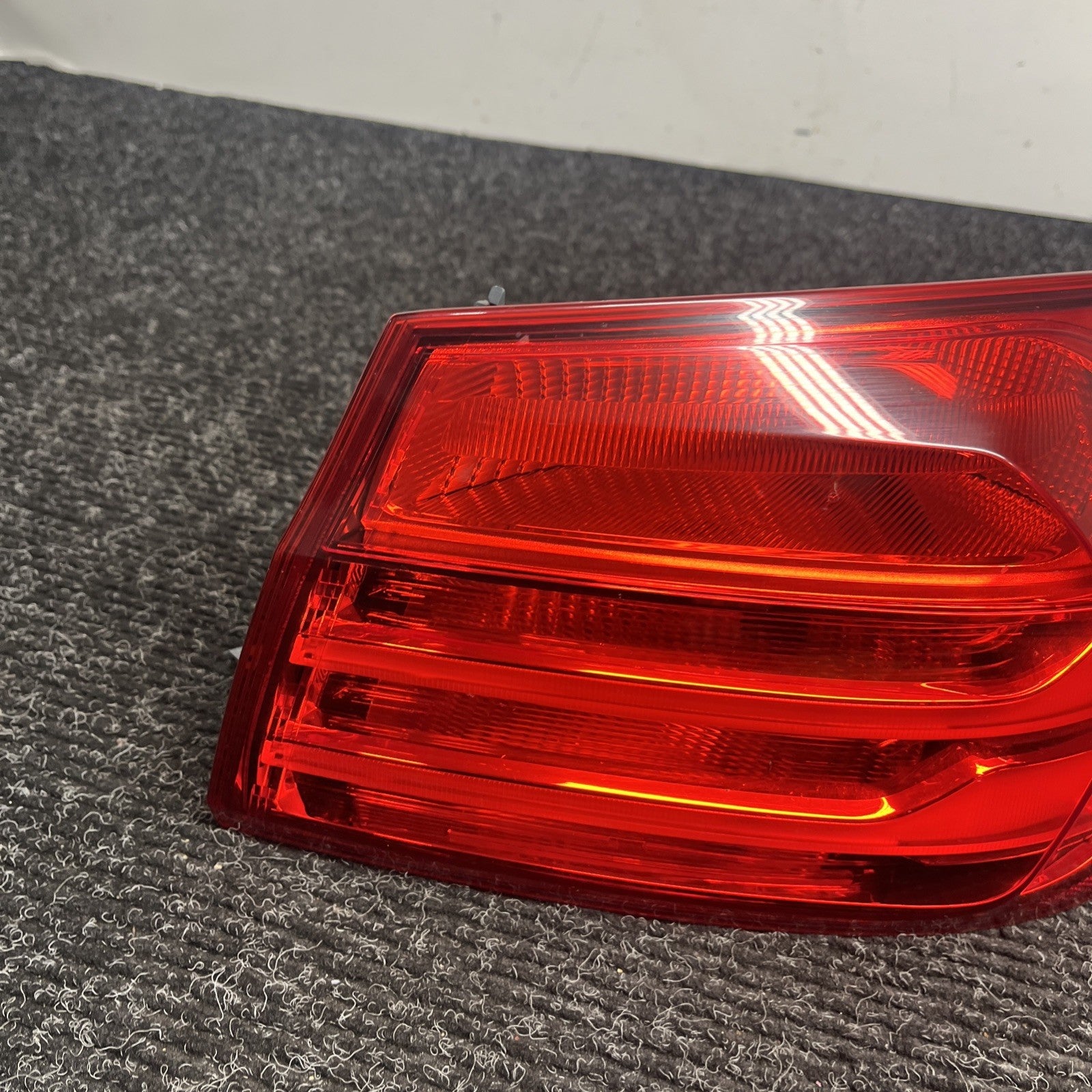☑️14-17 OEM BMW F32 F82 F83 M4 430i Rear Right Passenger Side Outer Tail Light