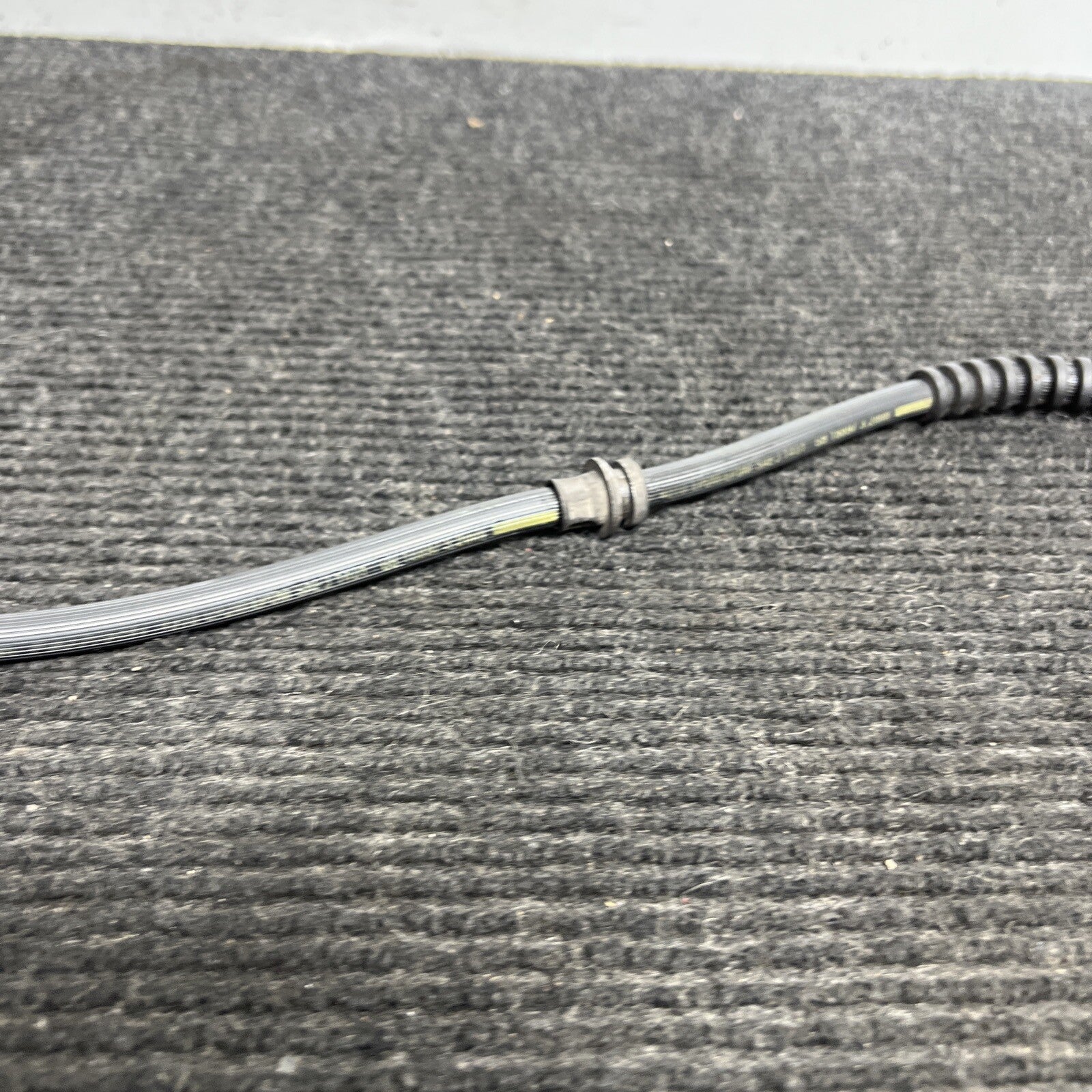 ☑️2013-2015 BMW 335I - Front Brake HOSE / LINE