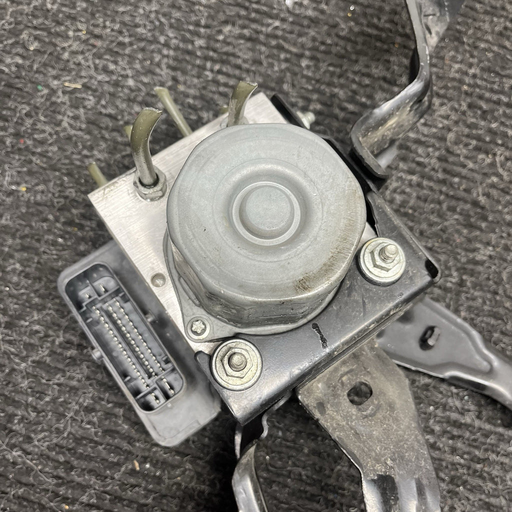☑️ 2018 Subaru BRZ ABS Pump Anti Lock Brake Actuator 27536CA050