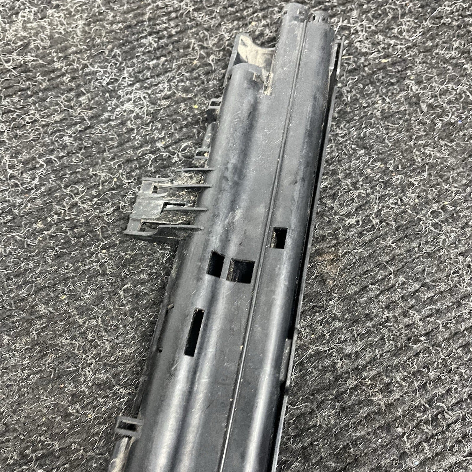 ☑️ 07-13 BMW 335i E92 E90 E93 Over Engine Upper Cable Duct Cover Channel 7532269