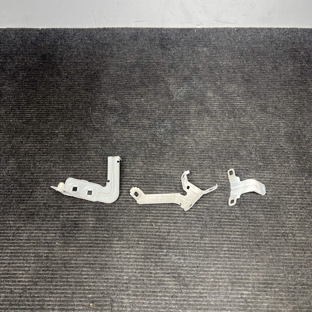 ☑️ 14-20 OEM BMW F22 F23 230 M235 Front Left Fender Wing Holder Brackets SET (3)