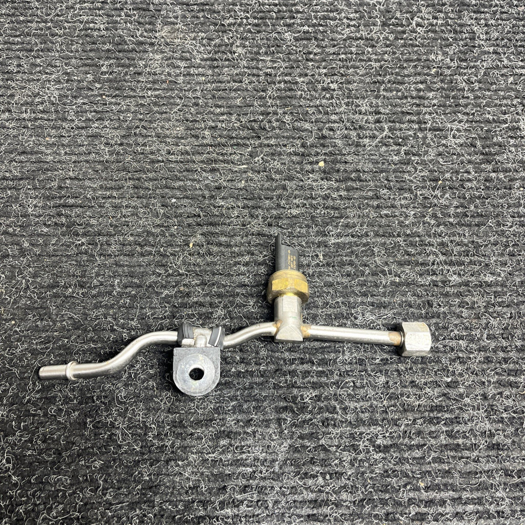 ☑️ 07-13 BMW E82 E90 E60 335I 535I N54 LOW PRESSURE FUEL SENSOR SUPPLY LINE PIPE
