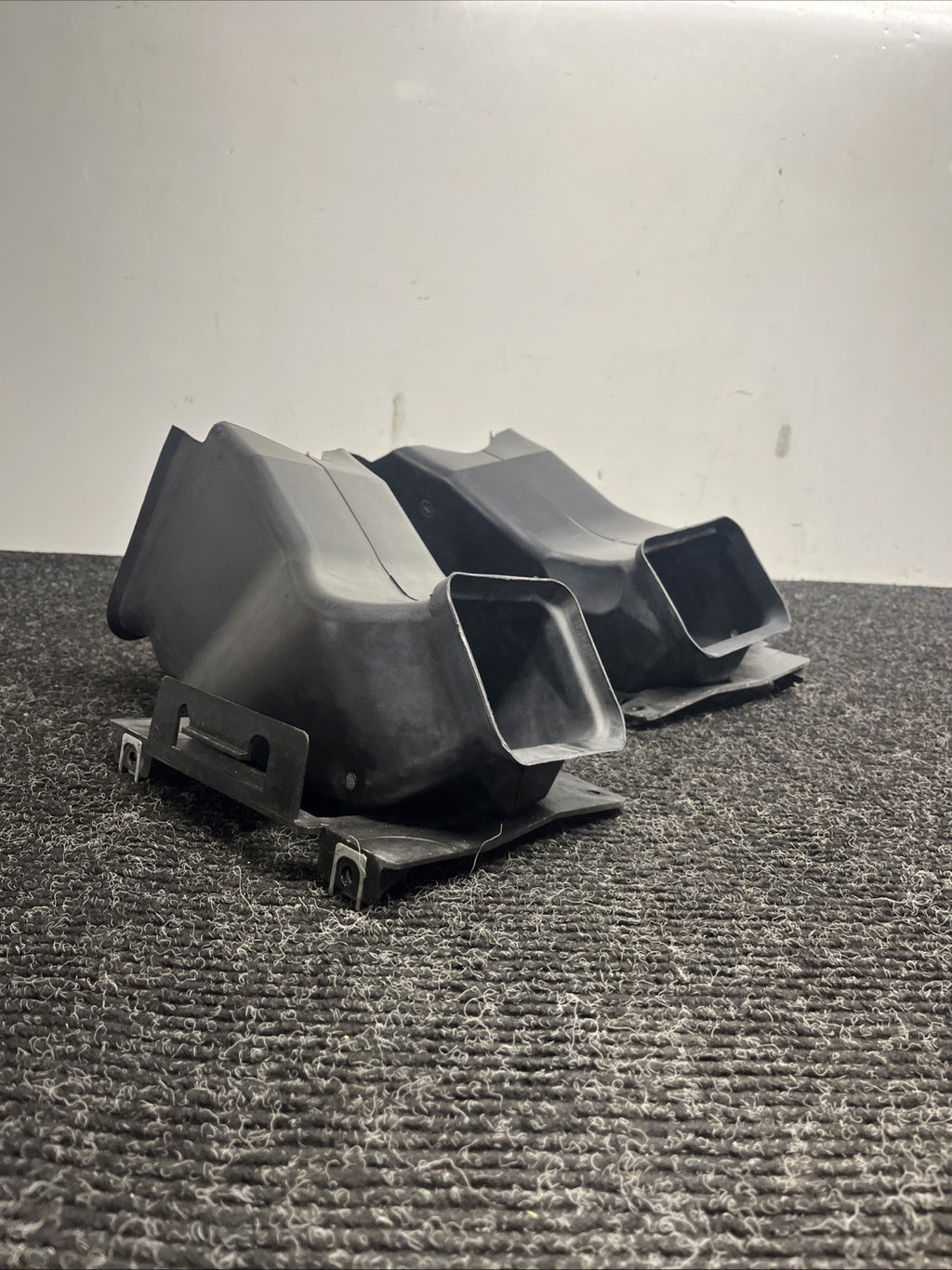 ☑️ 00-06 Genuine BMW 3 Series E46 Coupe Convertible M Sport Front Air Ducts PAIR
