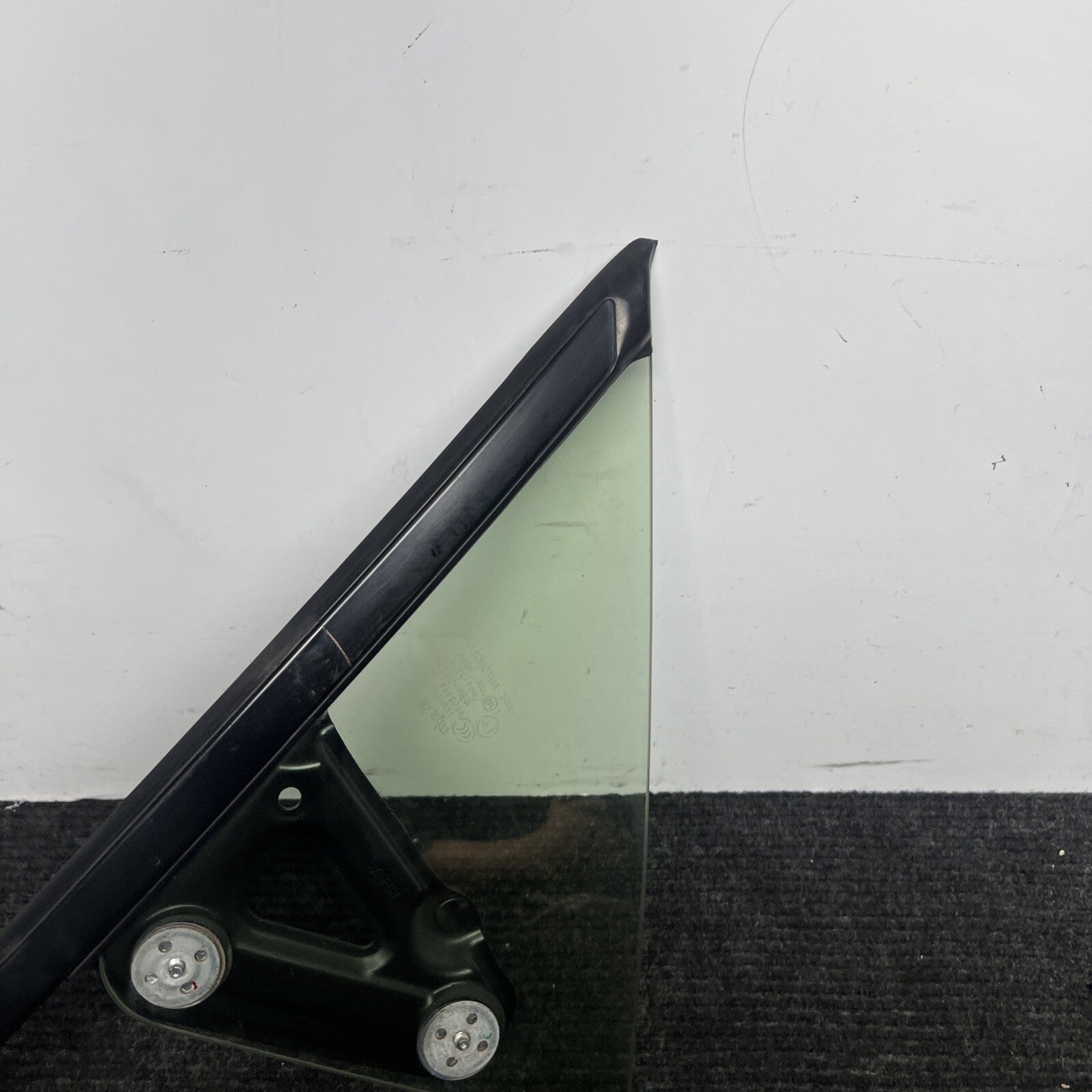 ☑️ 2013-2019 FRS 86 BRZ FRONT RIGHT PASS SIDE DOOR WINDOW CORNER GLASS OEM