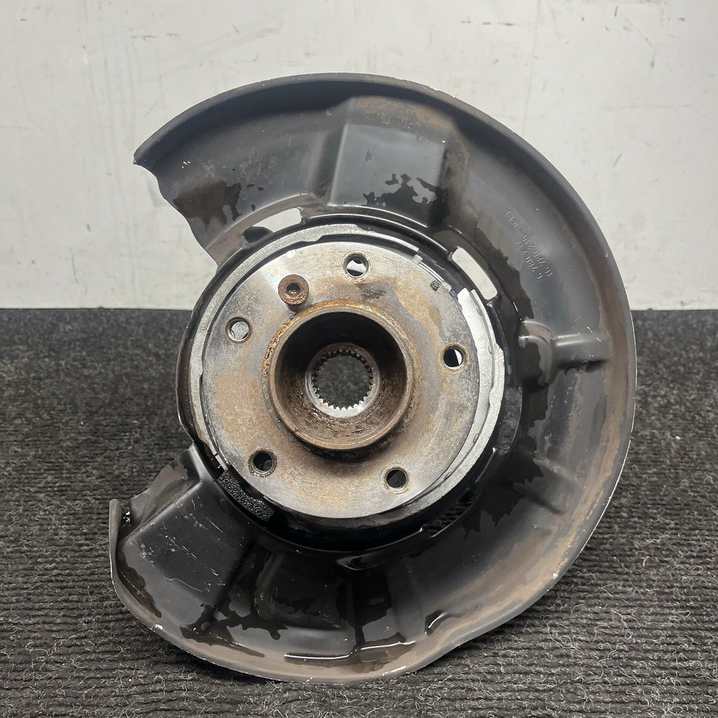 ☑️ 07-13 BMW E82 E88 E90 E92 E93 Rear Driver Hub Spindle Bearing Knuckle OEM