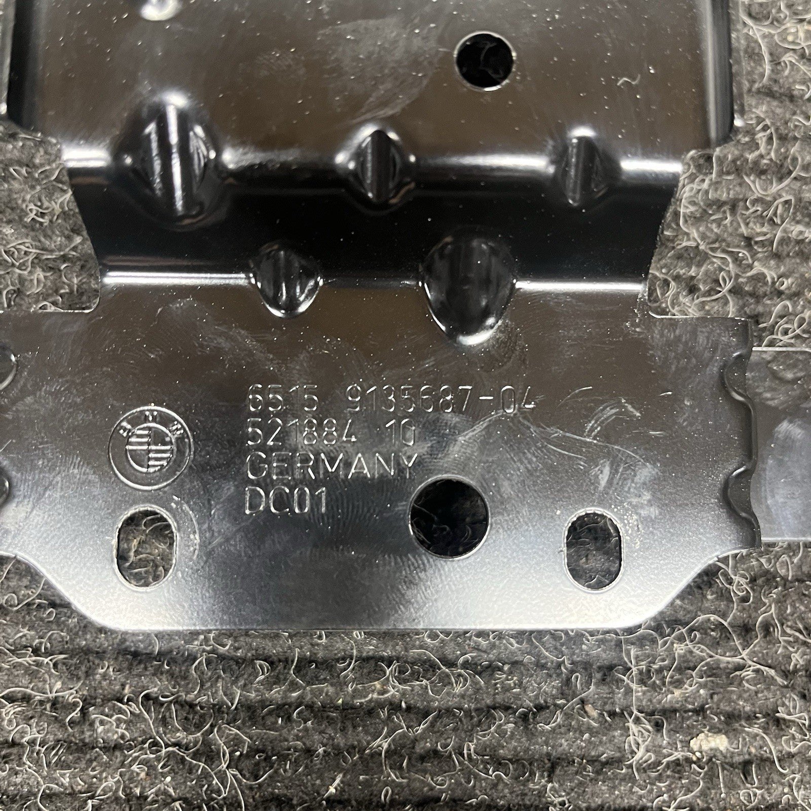 ☑️ 07-13 BMW 335i 335xi 328xi E90 E92 Telematics Module Bracket Holder 9135687