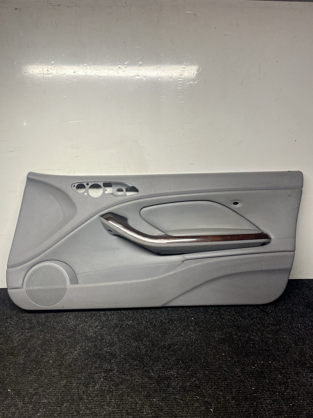 ☑️02-06 BMW E46 SEDAN PASSENGER RIGHT SIDE DOOR PANEL CARD GRAY OEM