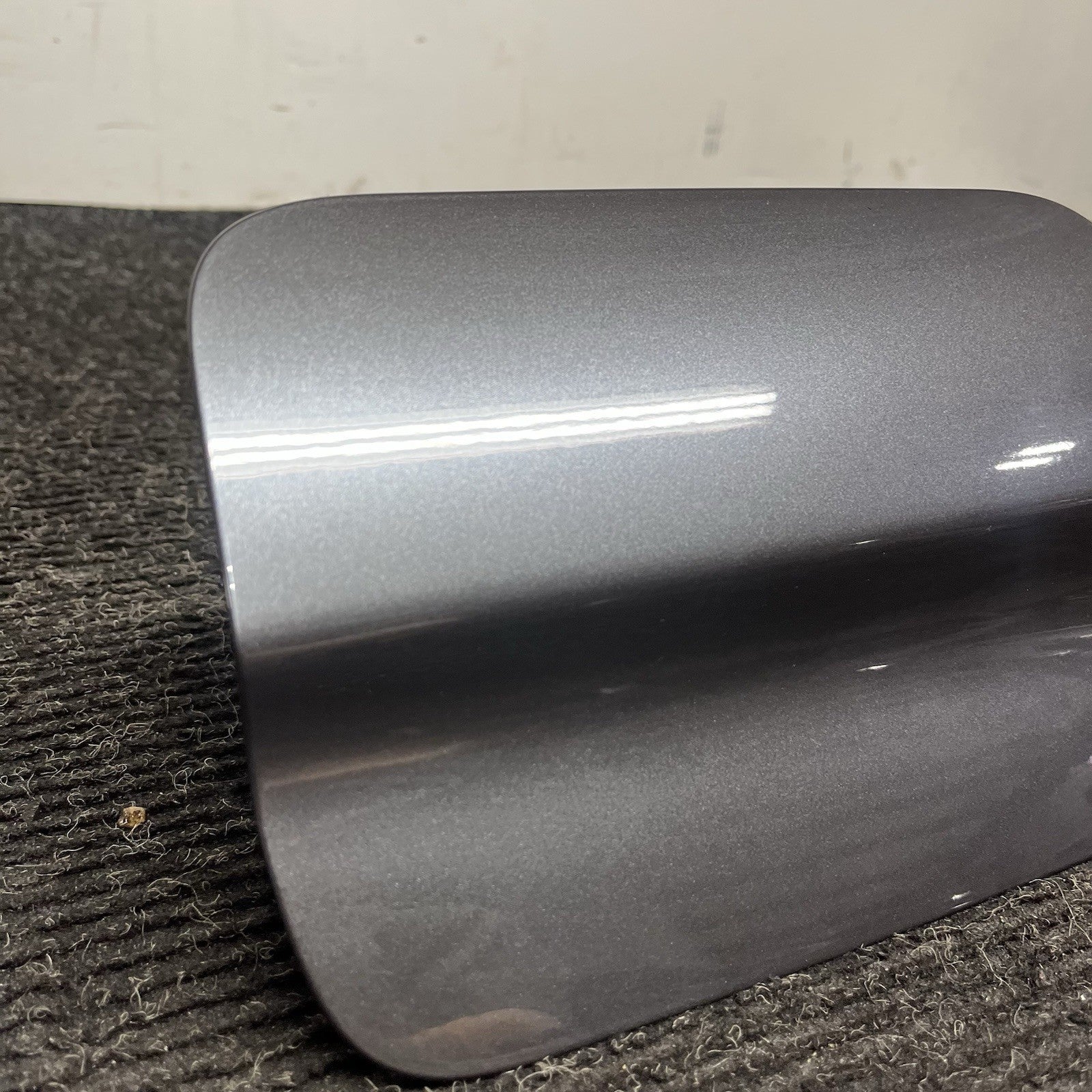 ☑️ BMW F36 435i Gran Coupe Fuel Gas Tank Filler Neck Door Cover Cap Lid Gray OEM