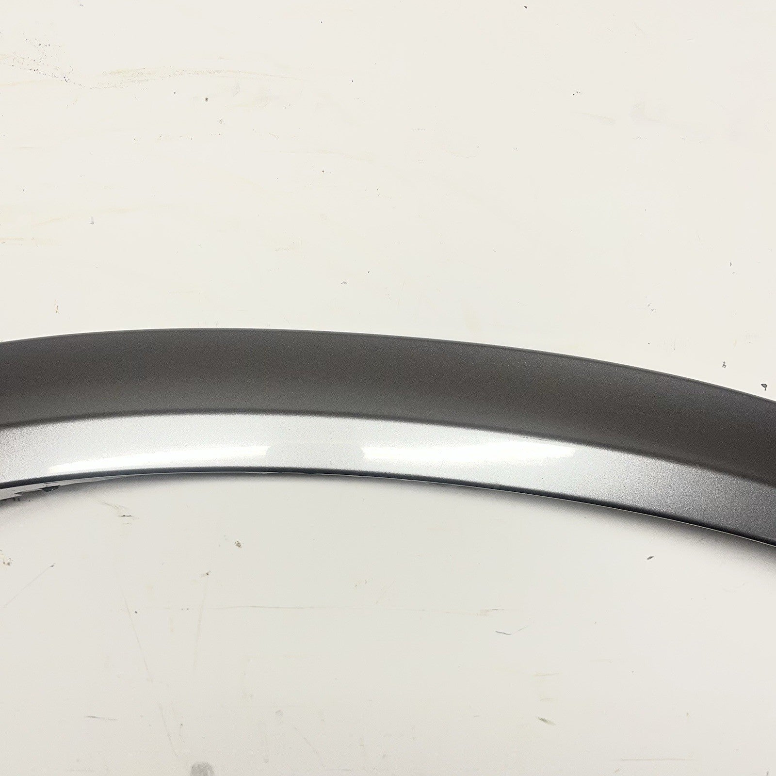 ☑️ 2010-2013 BMW E70 X5 M Sport Front Right Fender Panel Wheel Arch Molding OEM