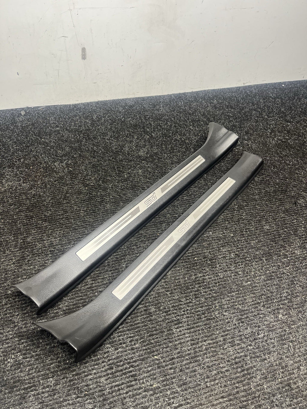 ☑️ 2015-2021 Subaru WRX STI Front Door Sill Trim Set OEM LU85
