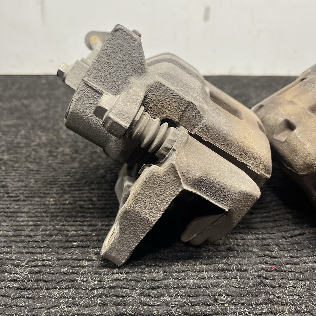 ☑️ 2013-2020 SCION FRS FR-S SUBARU BRZ 86 OEM FRONT BRAKE CALIPERS SET