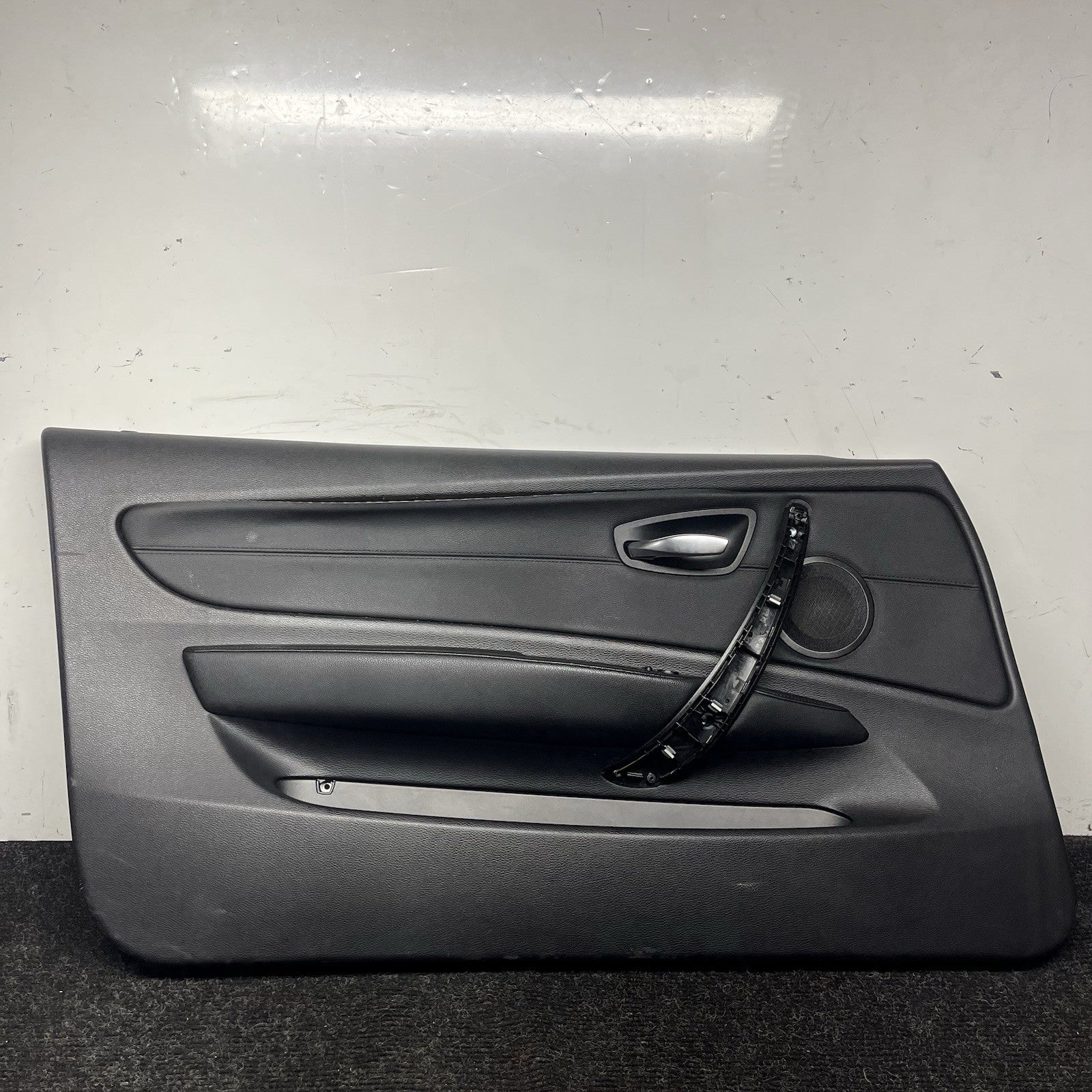 ☑️ 08-13 BMW E88 E82 135i 128i Front Driver Door Card Panel Vinyl Black
