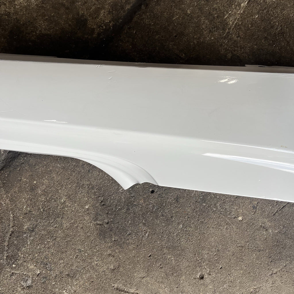 ☑️ 07-13 OEM BMW E92 E93 Right Passenger Side Skirt Rocker Panel White