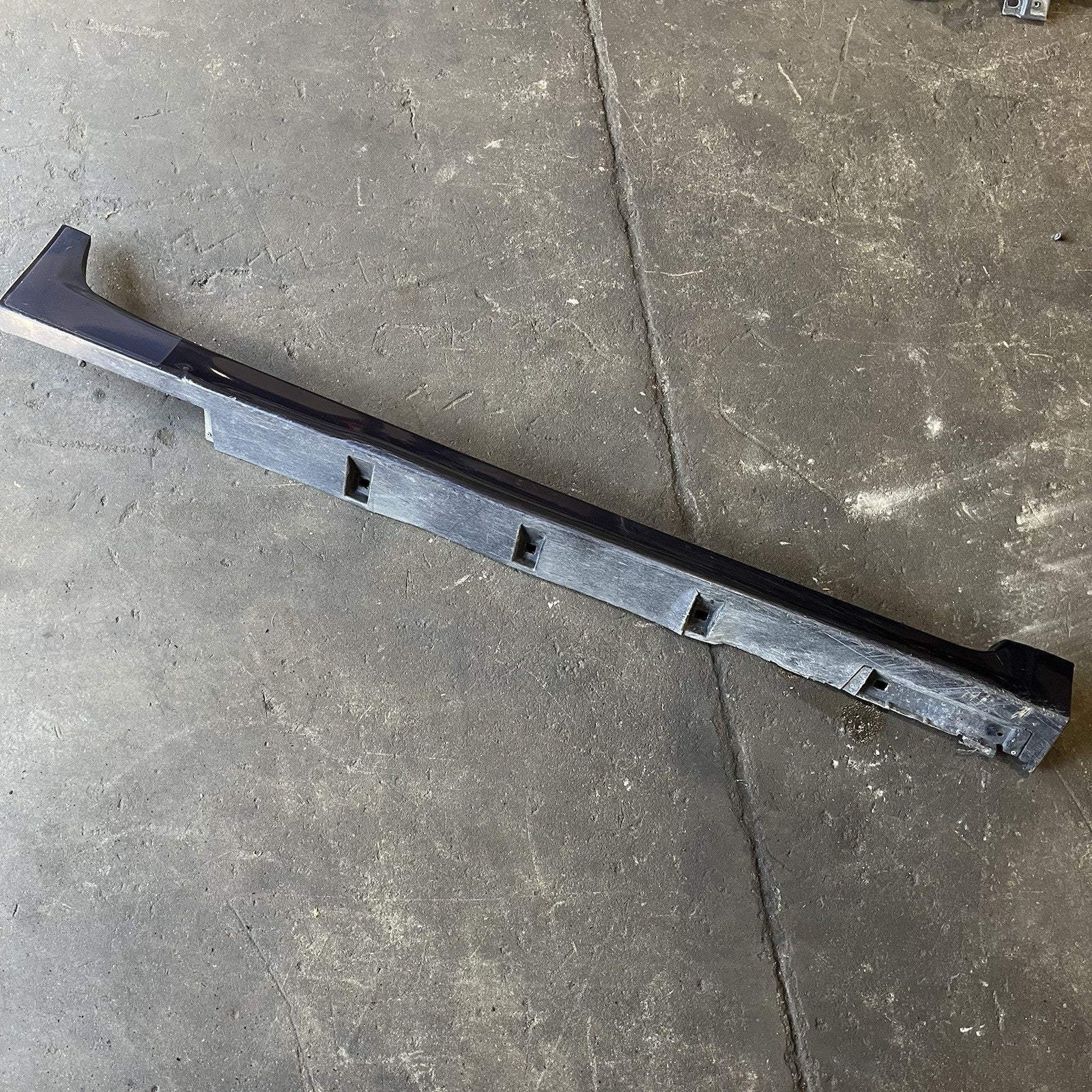 ☑️ 2008-2014 Subaru Impreza WRX OEM Factory RH Passenger Right Side Skirt