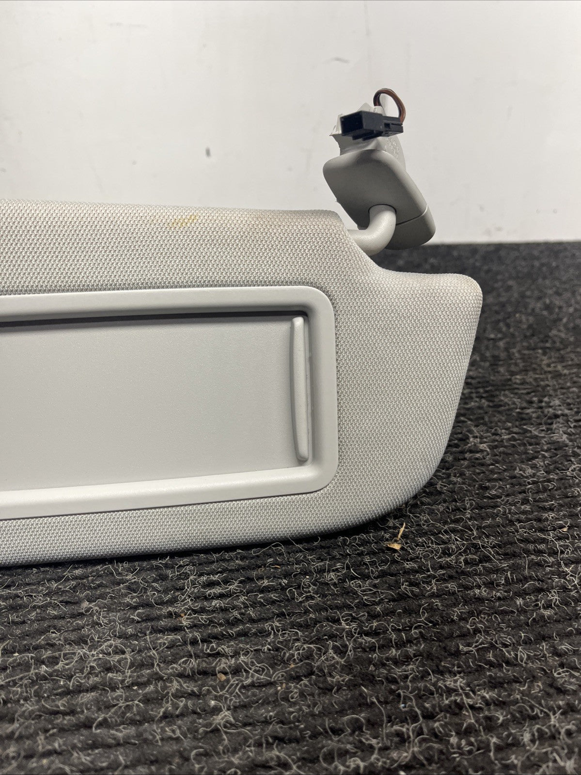 ☑️ 2012-2017 AUDI A6 - Right SUN Visor / Mirror OEM 4G0857552A