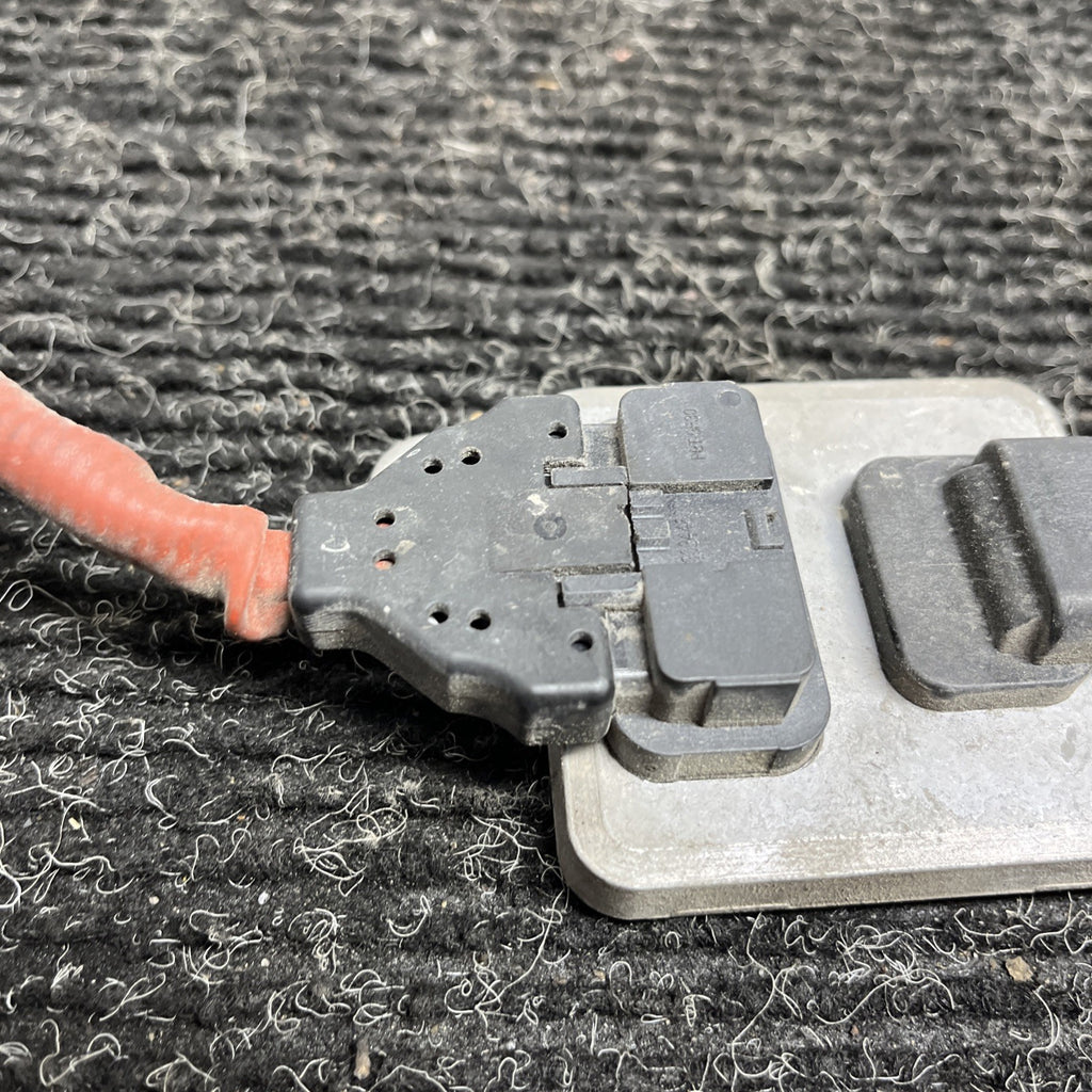 ☑️09-18 BMW E90 E70 F30 328d 335d 535d 35d NOX Nitrogen OxideSensor 85898450 OEM
