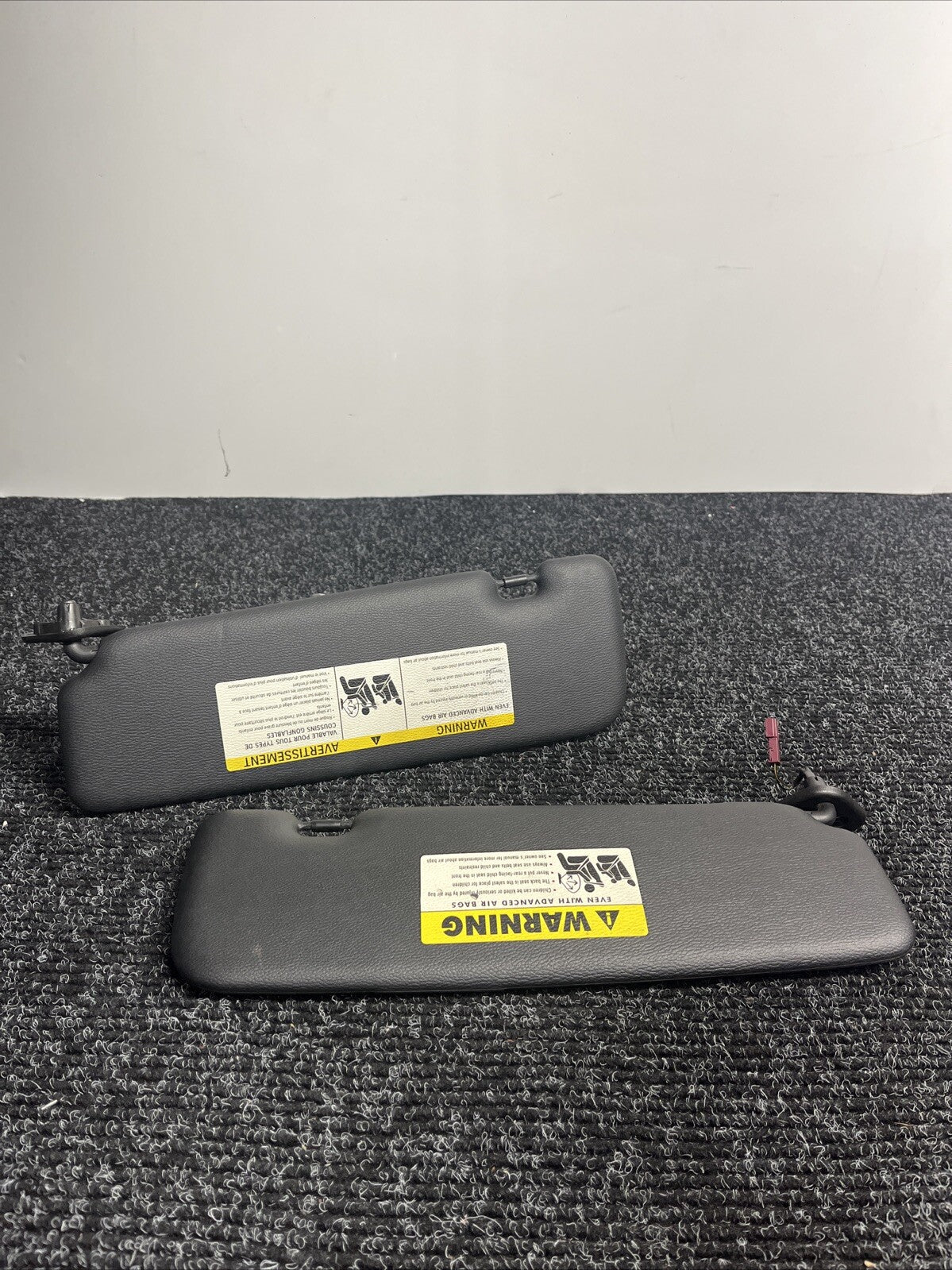 ☑️ 07-13 OEM BMW E88 E93 128 328 335 M3 Convertible Sun Visor Black Pair SET