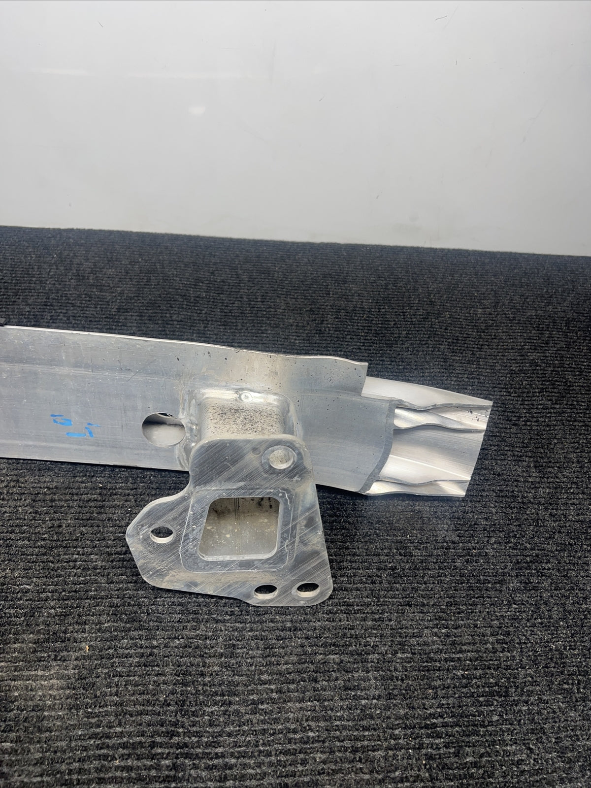 2016-2022 Chevy Chevrolet Camaro ZL1 OEM Rear Bumper Reinforcement Crash Bar