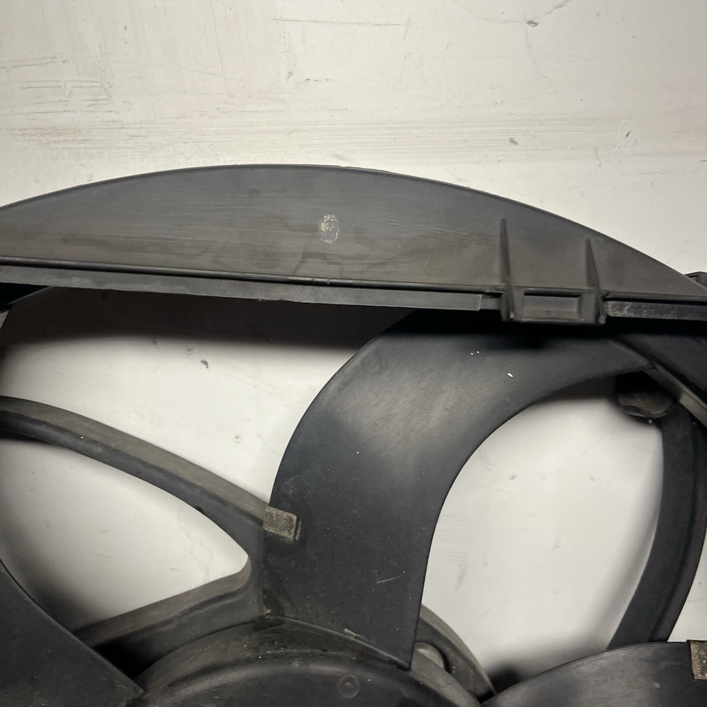 ☑️ BMW E85 Z4 3.0L M54 Engine Radiator Cooling Fan Automatic 600W OEM 113k Miles