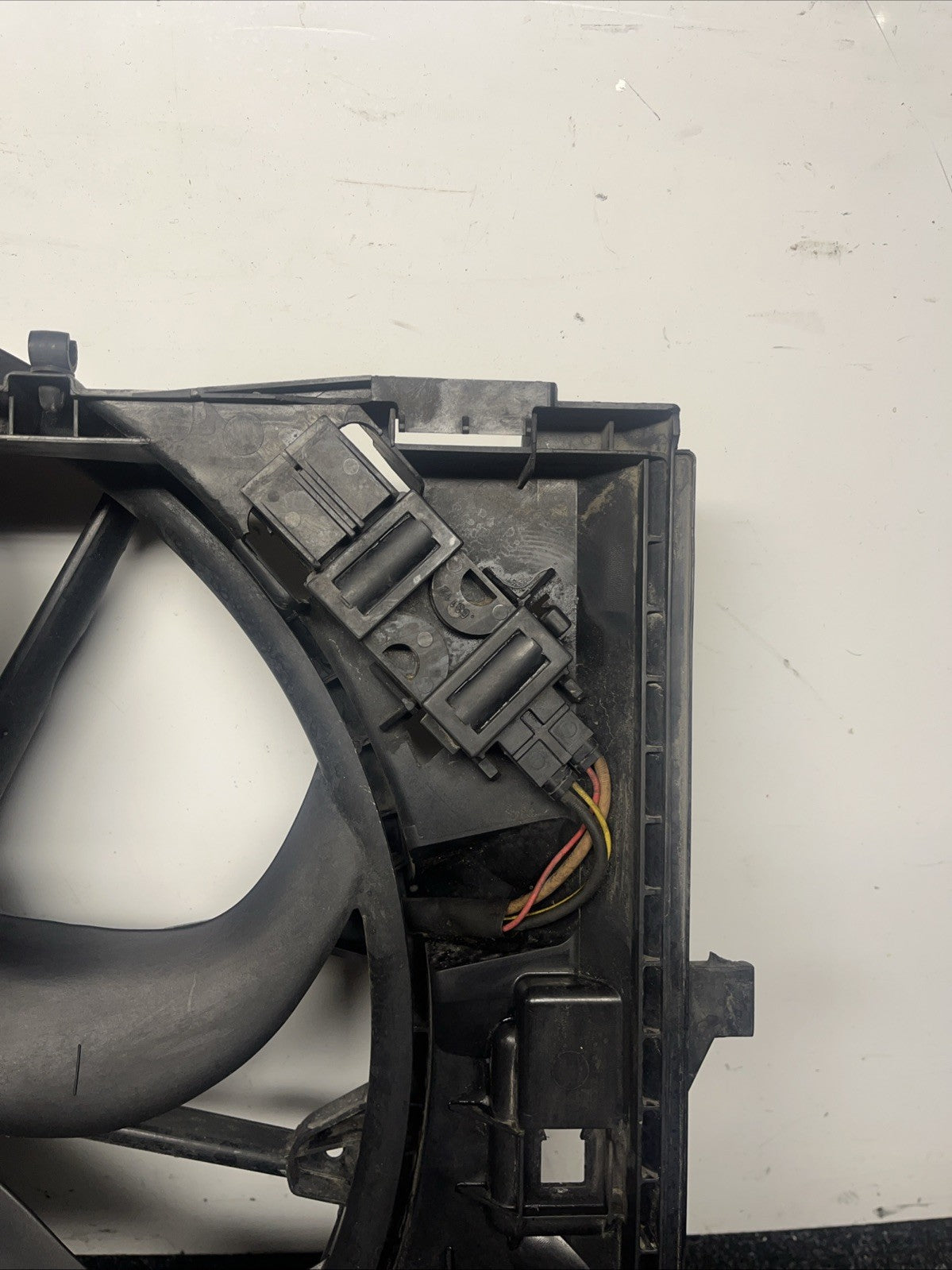 ☑️ 07-13 OEM BMW E88 E90 E92 N54 N55 Engine Radiator Cooling Auxiliary Fan 600W