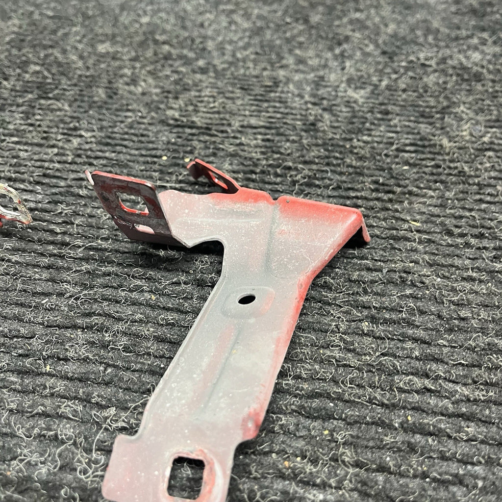 ☑️12-20 OEM BMW F30 F32 F33 Front Right Passenger Fender Wing Holder Bracket SET