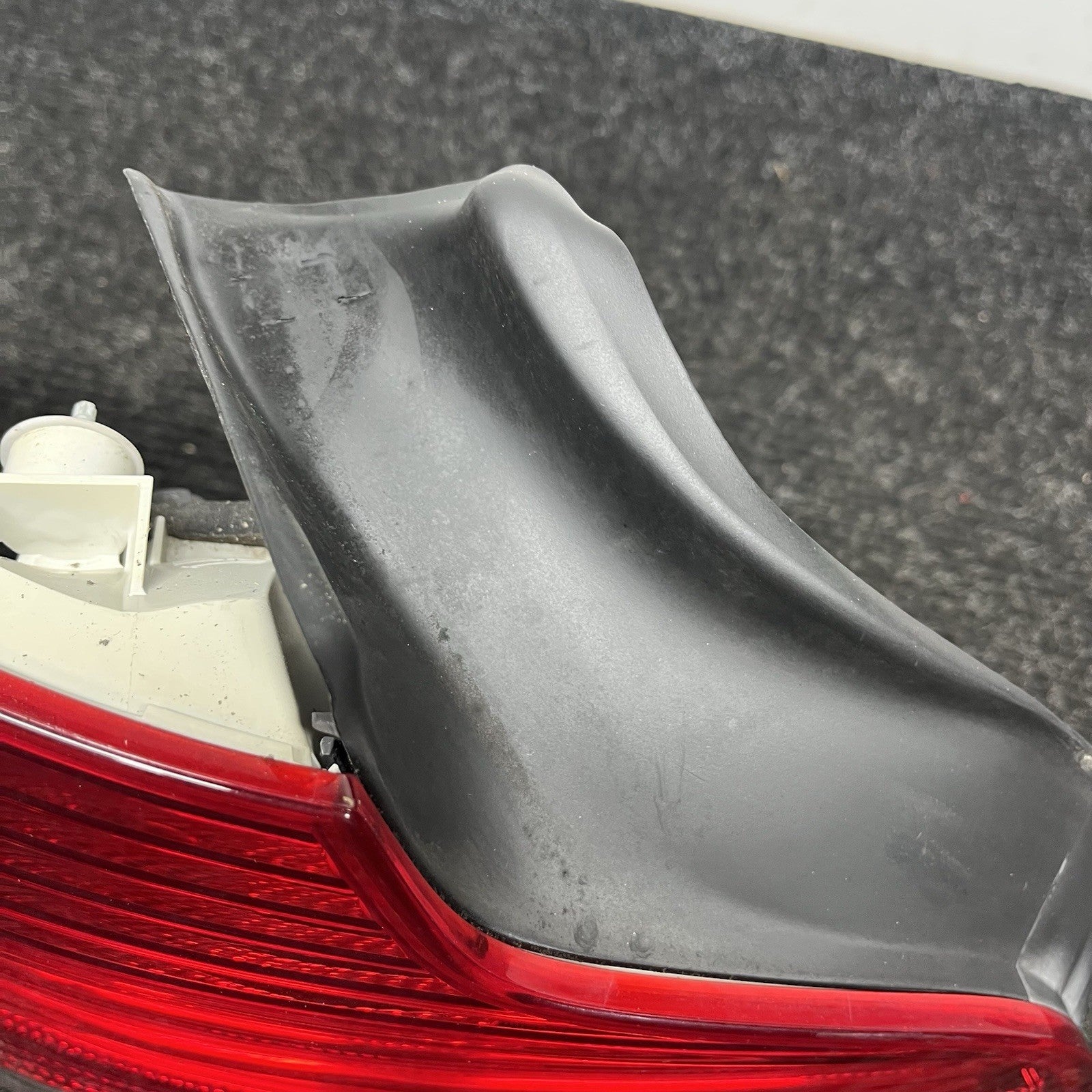 ☑️ 08-11 BMW E82 E88 128i 135i Rear Left Driver Side Tail Light Lamp 4869809 OEM