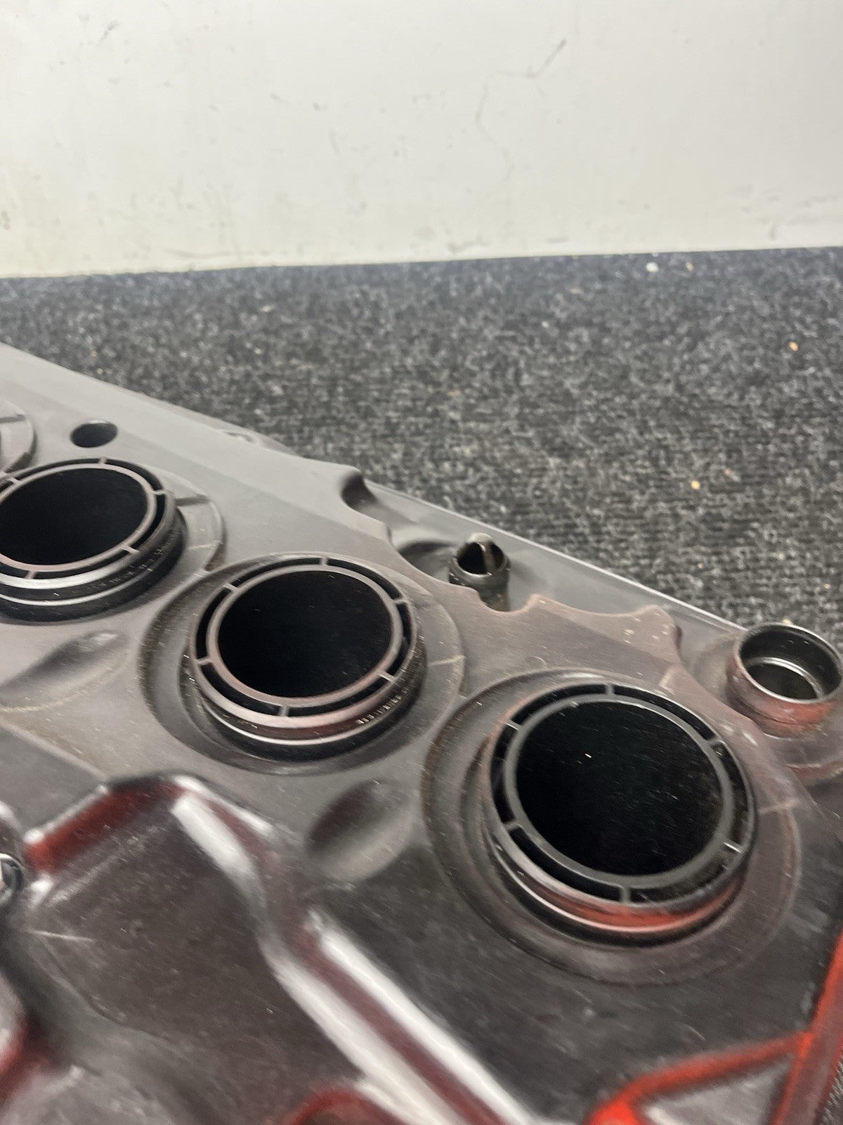 ☑️ 08-13 OEM BMW M3 E90 E92 E93 Air Intake Manifold Engine Cover Plenum S65 V8