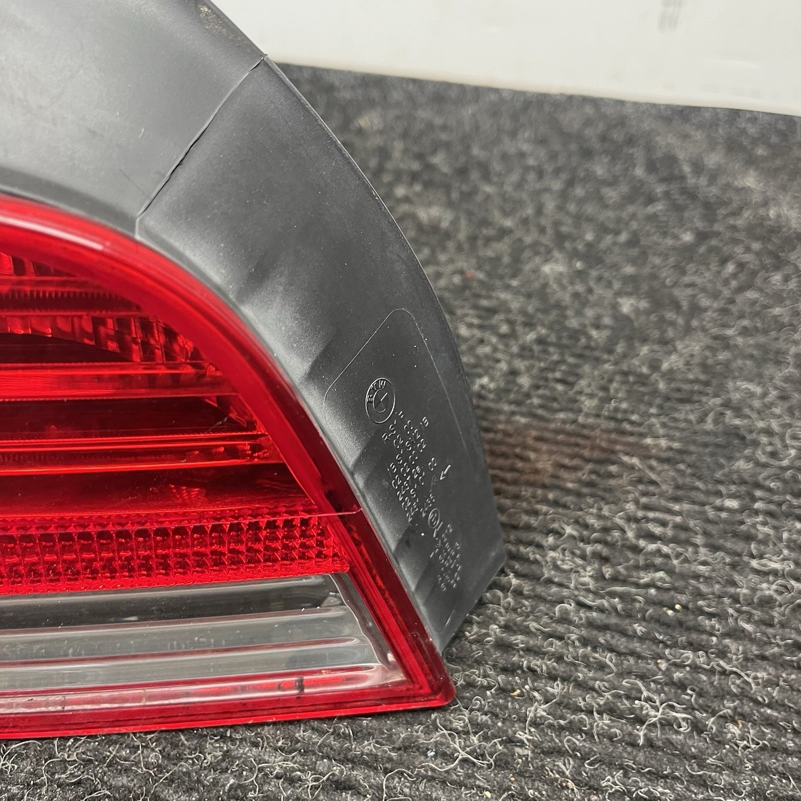 ☑️ 08-11 BMW E82 E88 128i 135i Rear Left Driver Side Tail Light Lamp 4869809 OEM