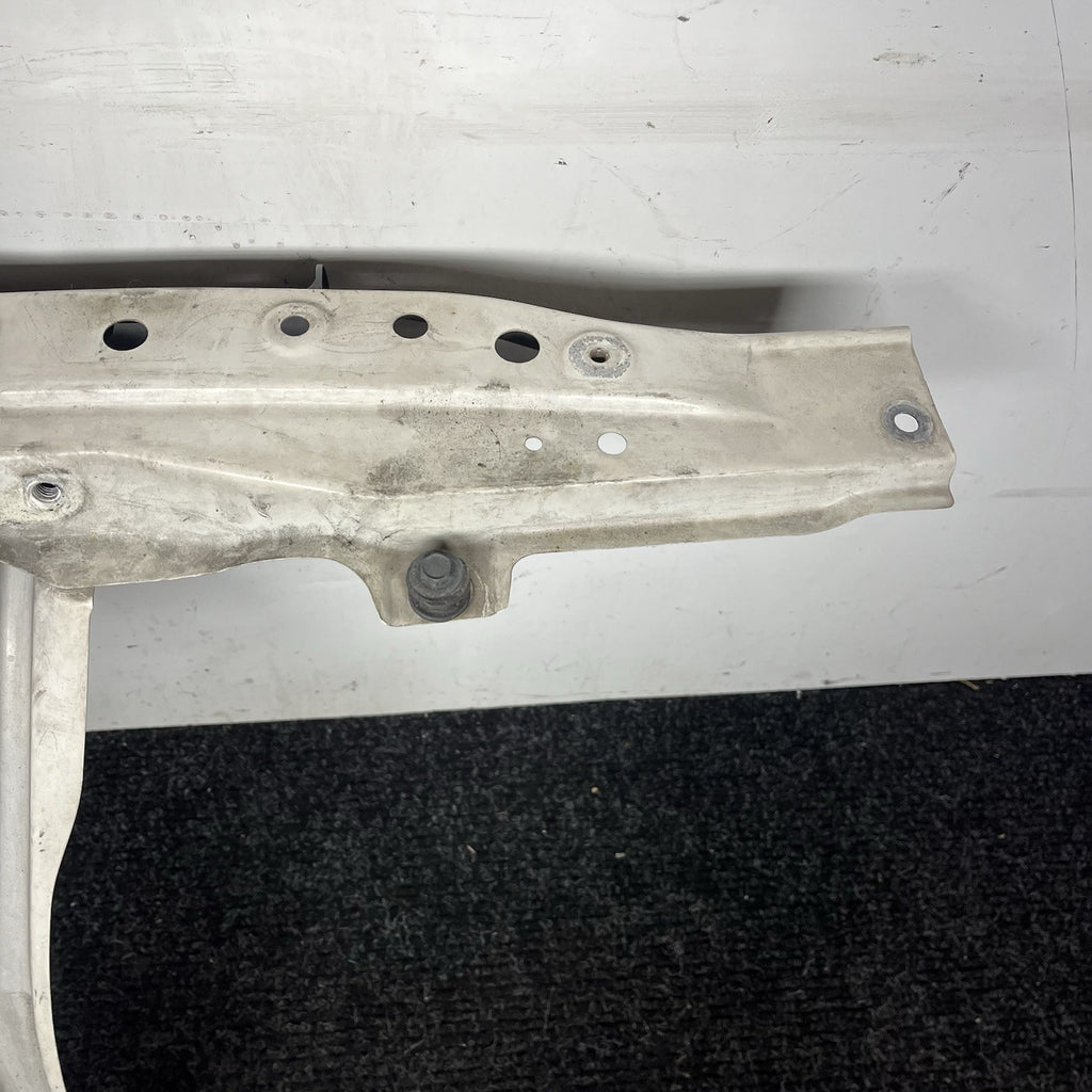 ☑️ 2013-2019 Subaru BRZ Scion FRS Radiator Upper T Bar Bracket W/ Air Duct OEM