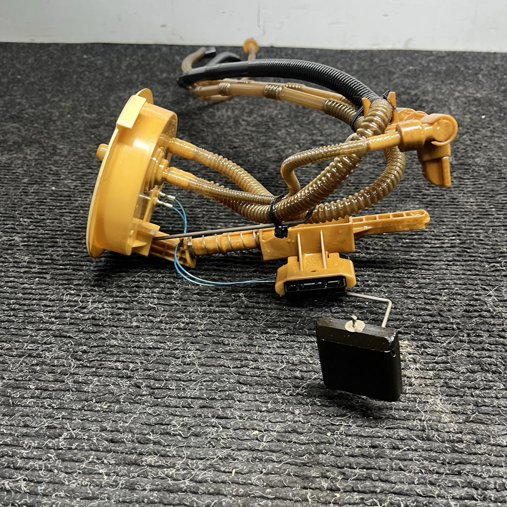 ☑️09-11 BMW E90 335d M57 Diesel Fuel Pressure Regulator Sending Unit 7190944 OEM