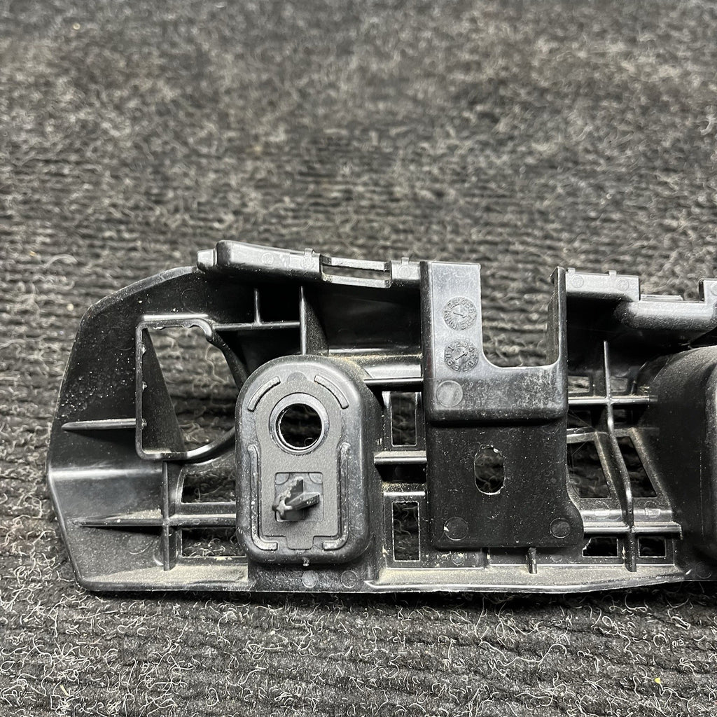 ☑️ 2022-2025 TOYOTA GR86 BRZ REAR BUMPER RIGHT SIDE UPPER MOUNT BRACKET OEM