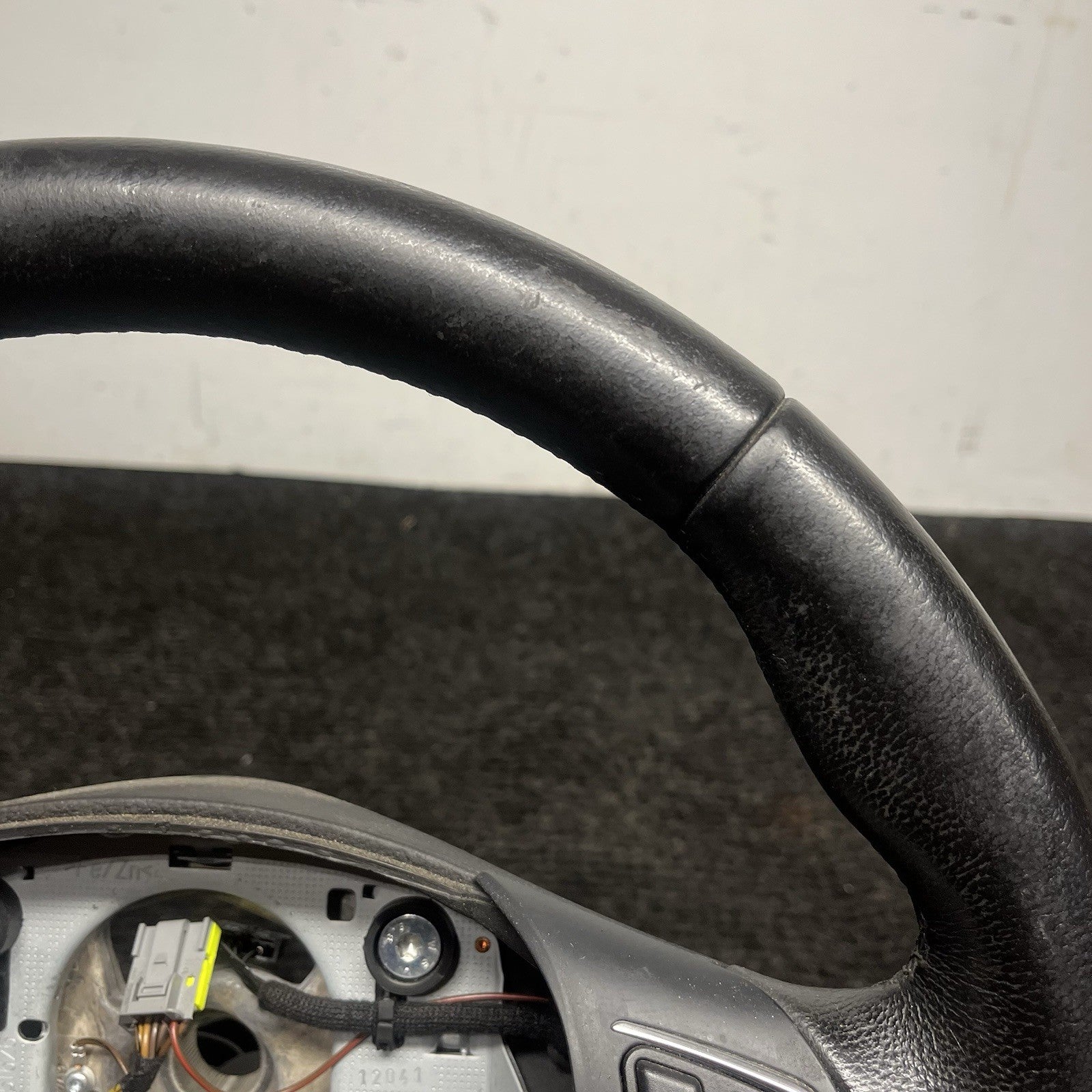 ☑️ BMW E84 X1 135i Sport Heater Steering Wheel Black w/ Switch 6853133 OEM