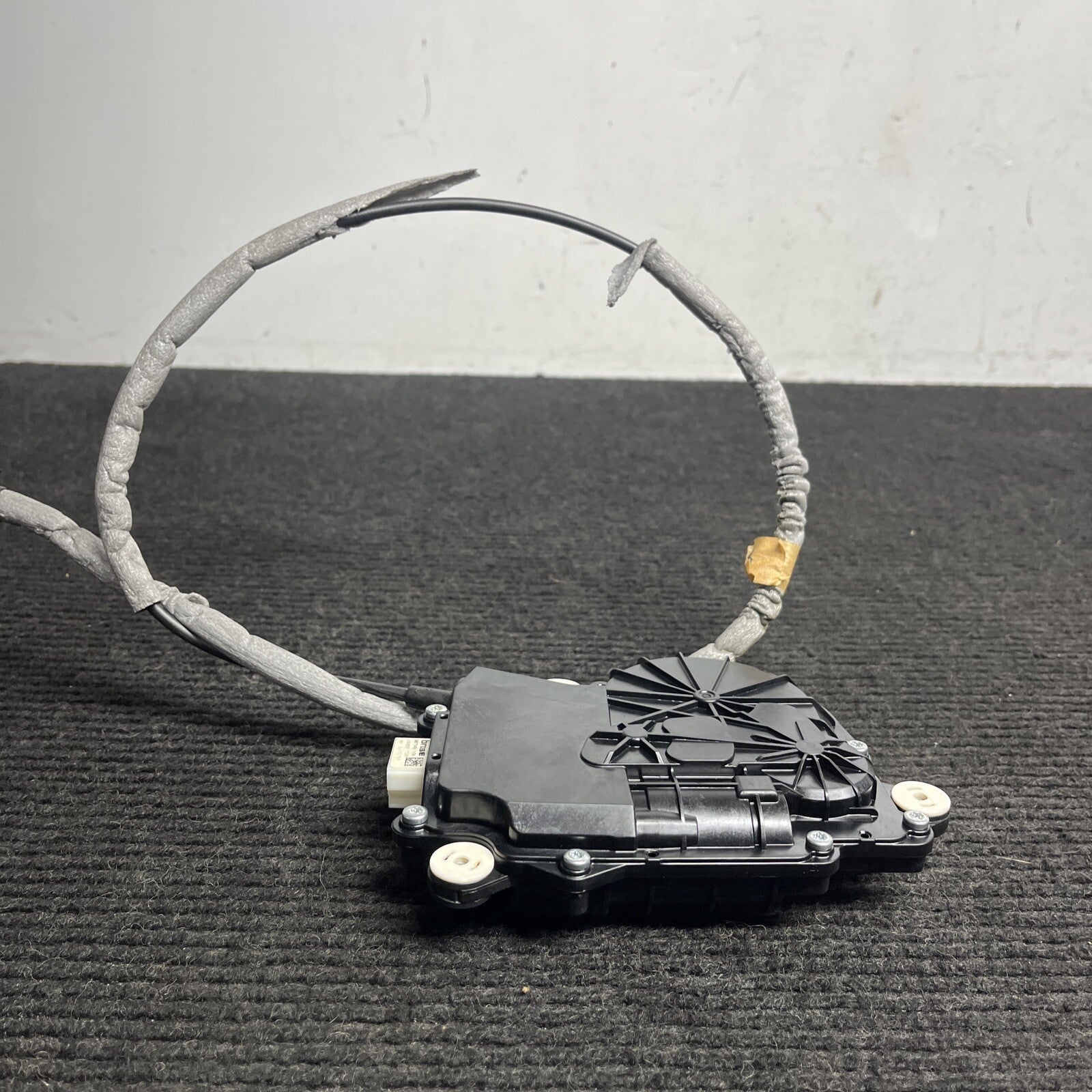 ☑️ BMW F01 F02 F04 Rear Trunk Lock Latch Soft Close Actuator OEM
