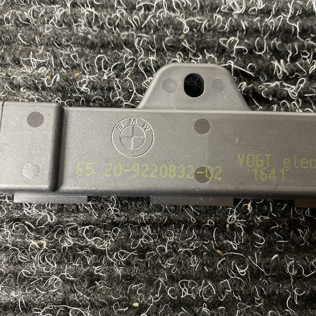 BMW F01 F10 F12 F25 F30 F36 G30 Convenient Comfort Access Keyless Entry Antenna