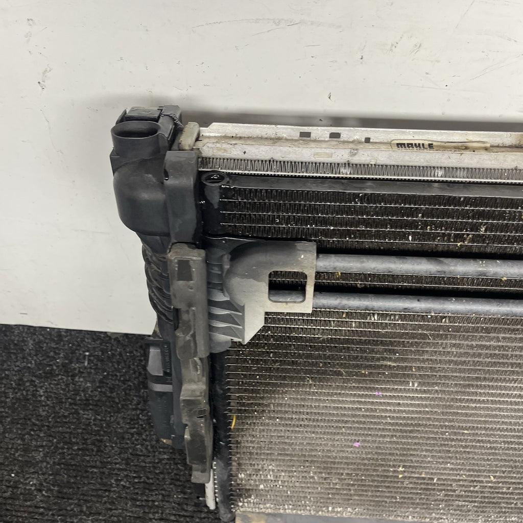 ☑️ BMW 330i 325i 323i E46 Engine Cooling Radiator 3.0L 6 Cylinder Fits 2001-2006