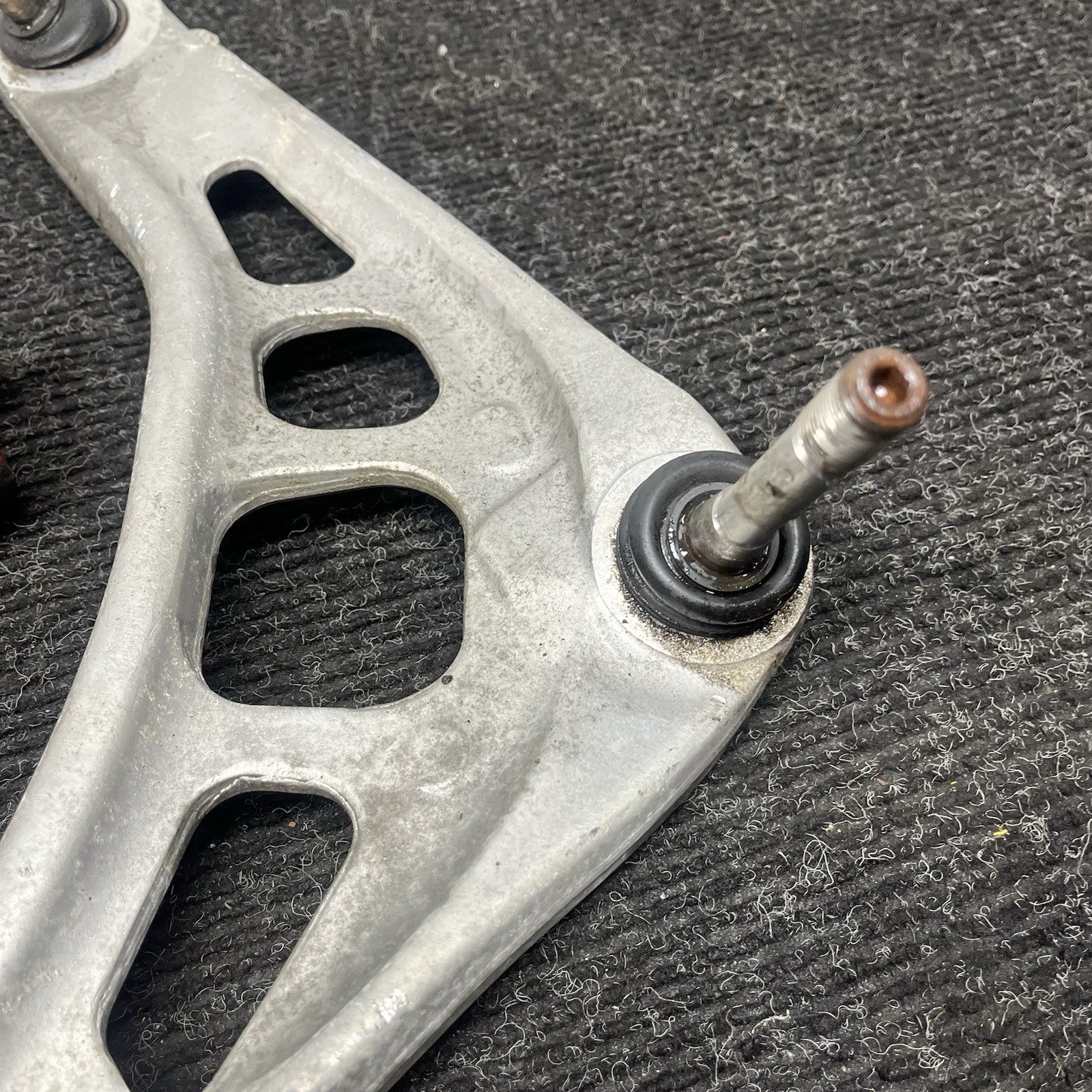 ☑️ BMW E46 Coupe RWD Front Lower Control Arm SET 330ci 3 Series Upgraded Bushing