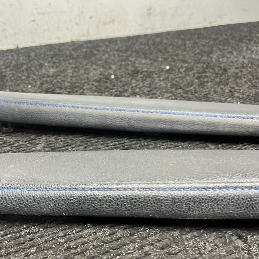 ☑️ 2013 SUBARU BRZ GT86 FR-S FRONT LEFT RIGHT DOOR TRIM PANEL BLACK RED OEM