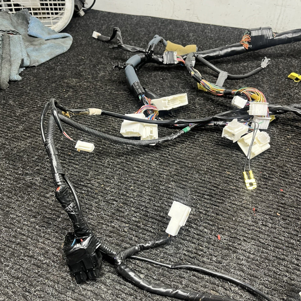 ☑️ 2013 Scion FRS 10 Series Auto Dash Instrument Wiring Harness 81302CA410 OEM