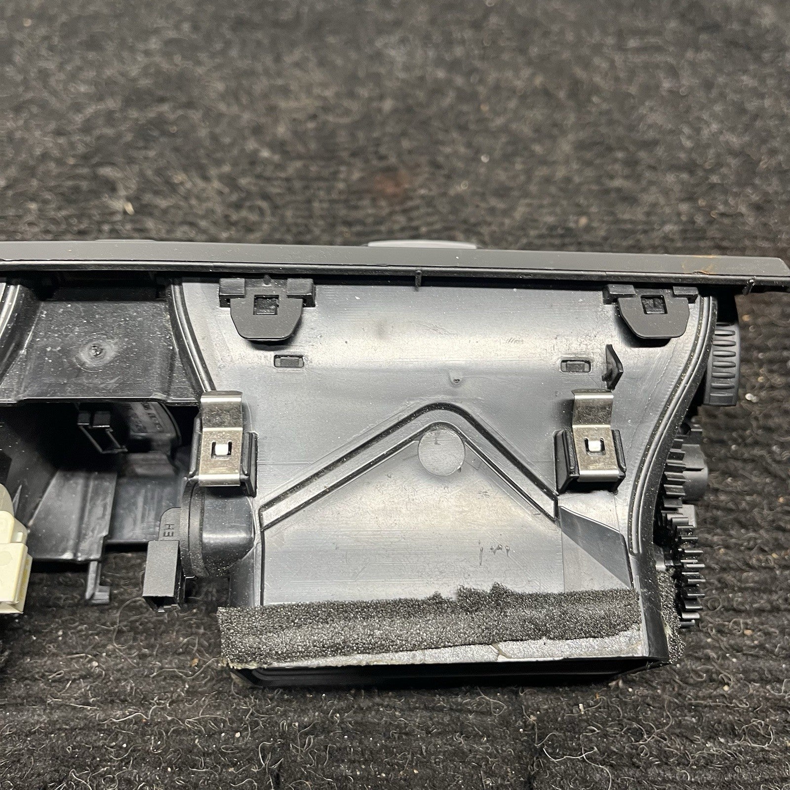 ☑️ 07-14 BMW X5 E71 X6 E70 Dash Center Hvac AC Heater Vent Duct Hazard Lock OEM