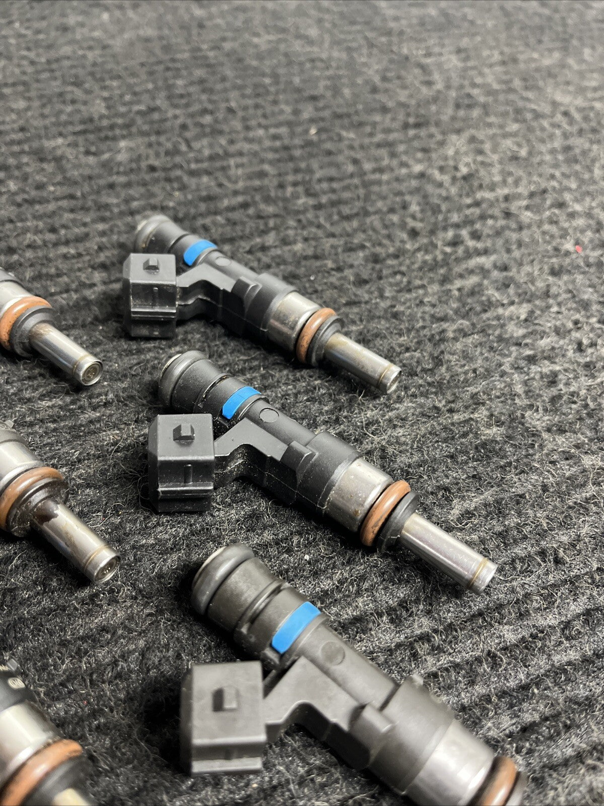 ☑️ 2008-13 OEM BMW E90 E92 E93 M3 S65 Fuel Injector Set (8) - 13647838440