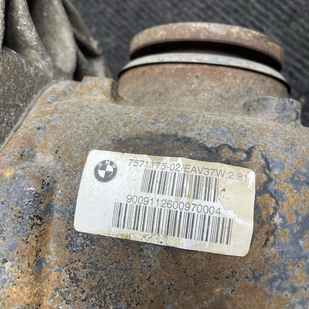 ☑️09-11 BMW E90 335d 3.0L M57Y Rear Axle Diff Differential Unit 2.81 7571175 OEM