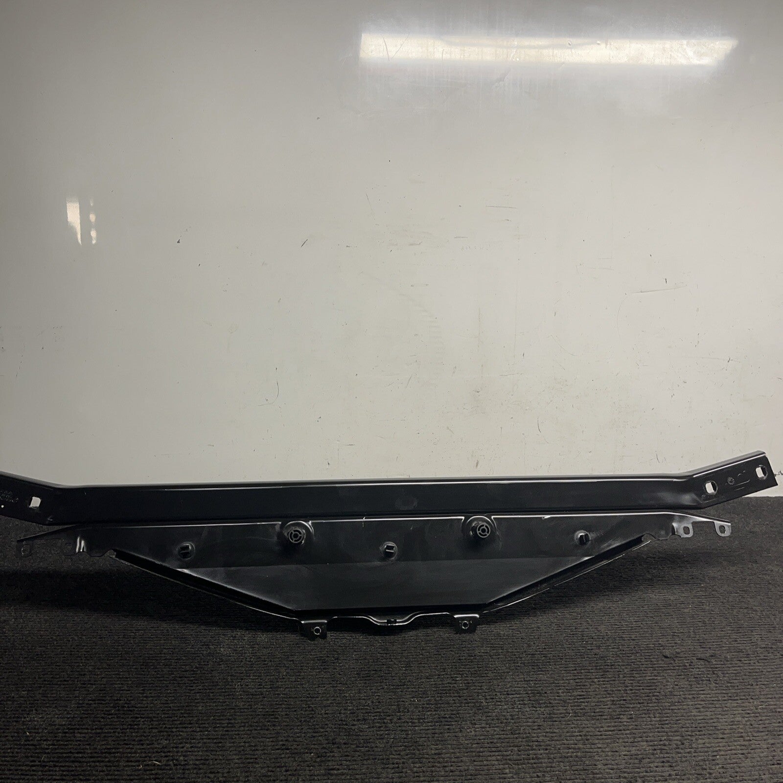 ☑️ 10-17 OEM BMW F07 GT F01 F02 Front Bumper Upper Radiator Core Support Tie Bar