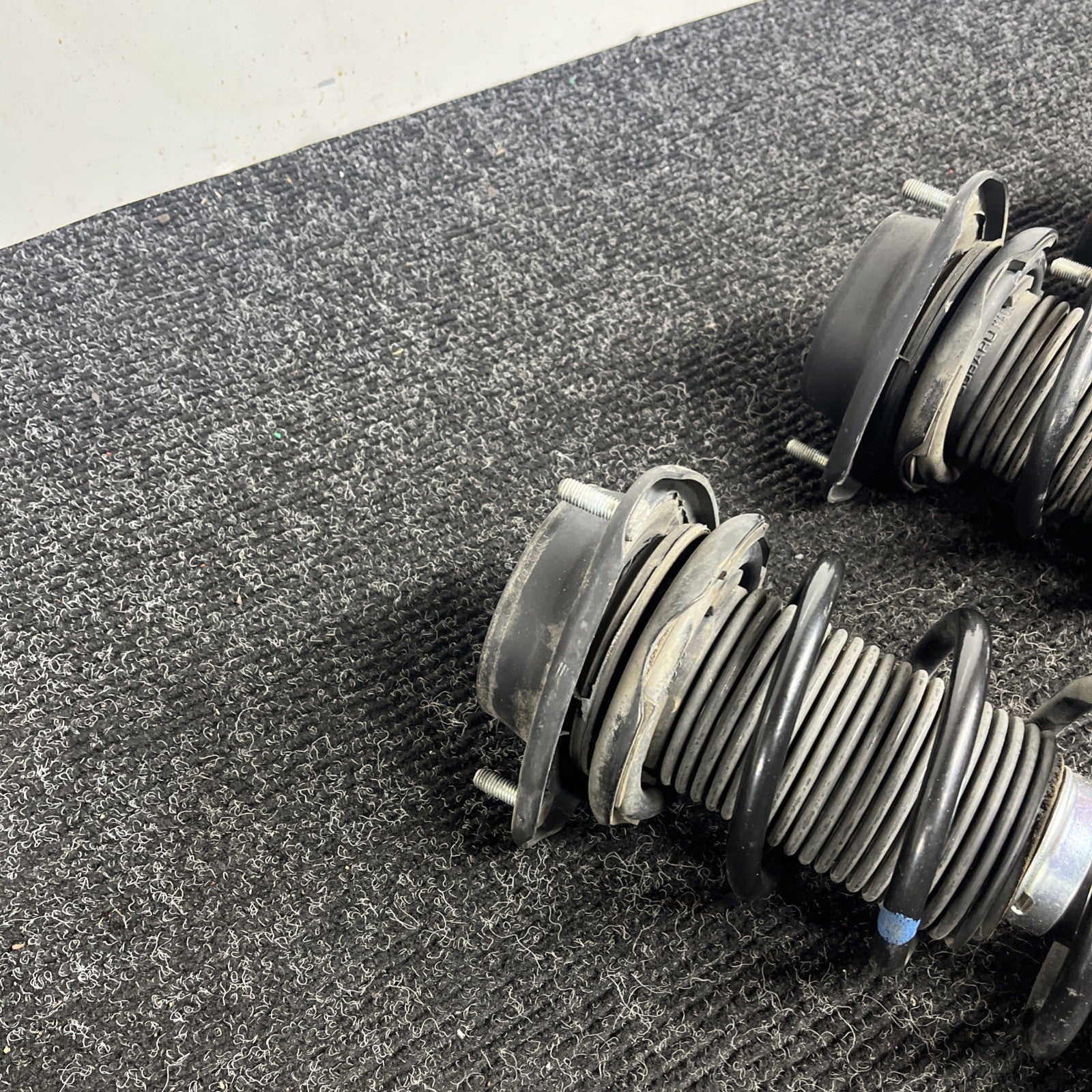 ☑️ OEM Springs & Struts Suspension Subaru BRZ Toyota 86 Scion FRS