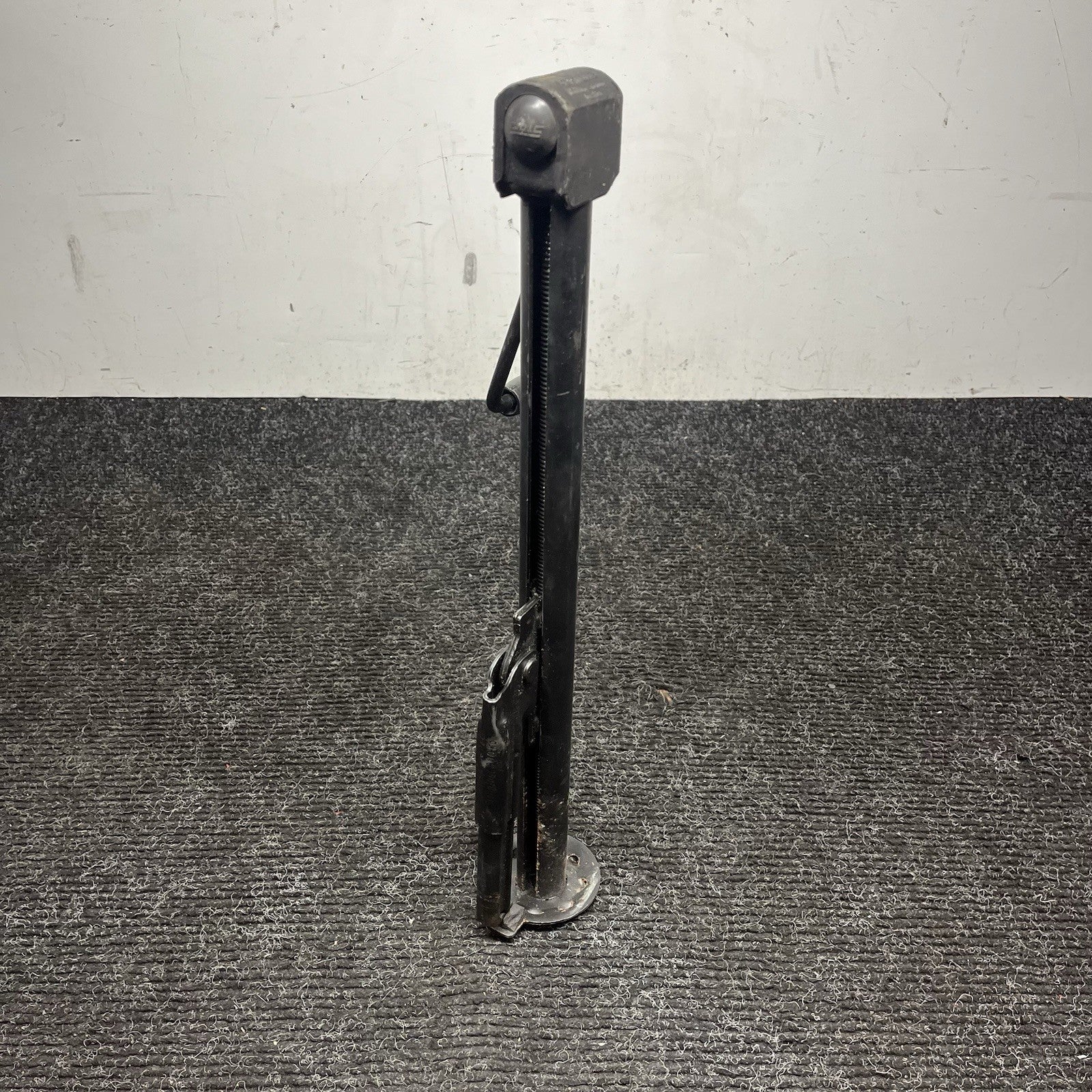 ☑️ 94-99 BMW E36 3-SERIES EMERGENCY SPARE TIRE LIFT JACK 1180377 OEM